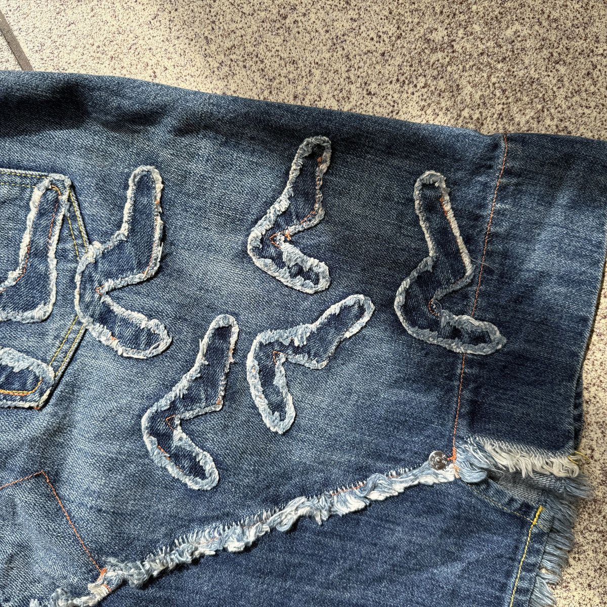 Evisu Vintage Genes Evisu Skirt denim y2k patch logo japanese Size L / US 10 / IT 46 - 3 Thumbnail