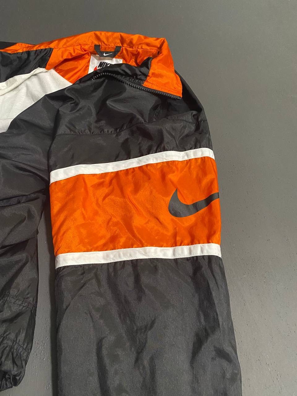 Nike Nike Vintage Windbreaker Jacket Size US L / EU 52-54 / 3 - 4 Thumbnail