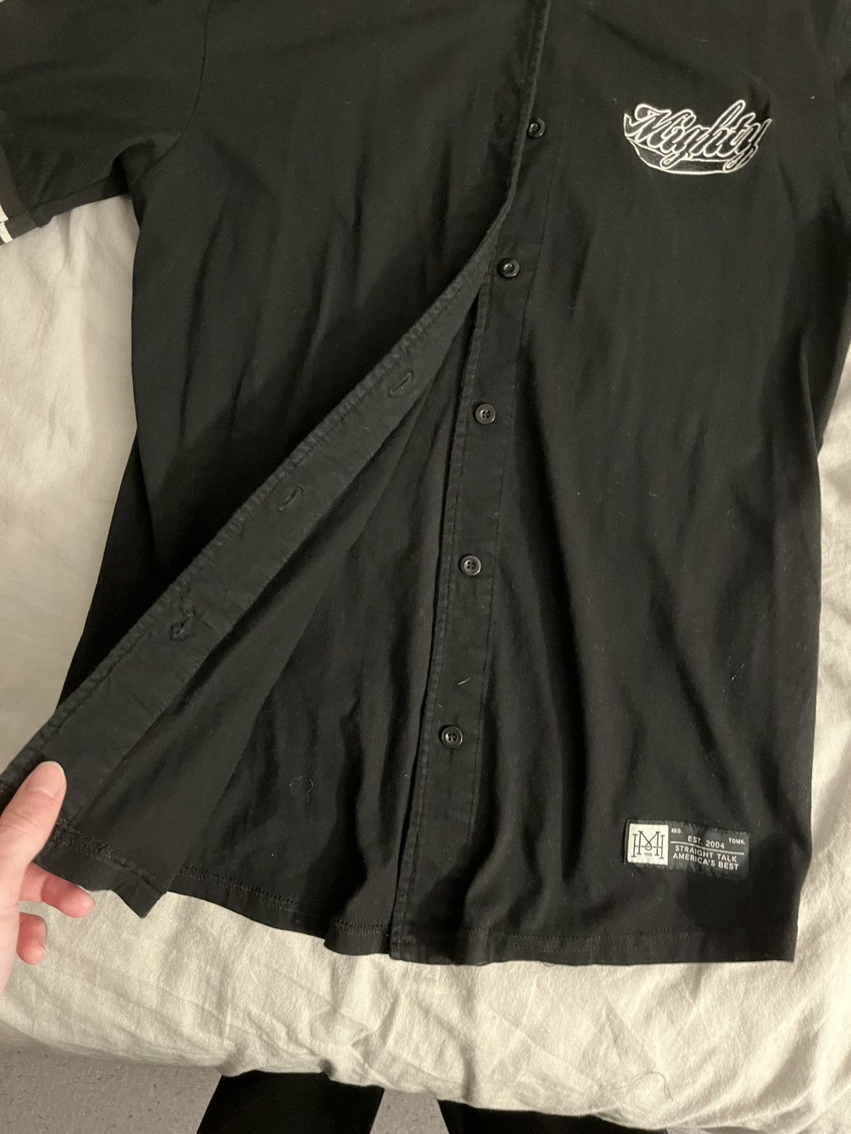 Mighty Healthy Mighty healthy black button up Size US M / EU 48-50 / 2 - 4 Thumbnail