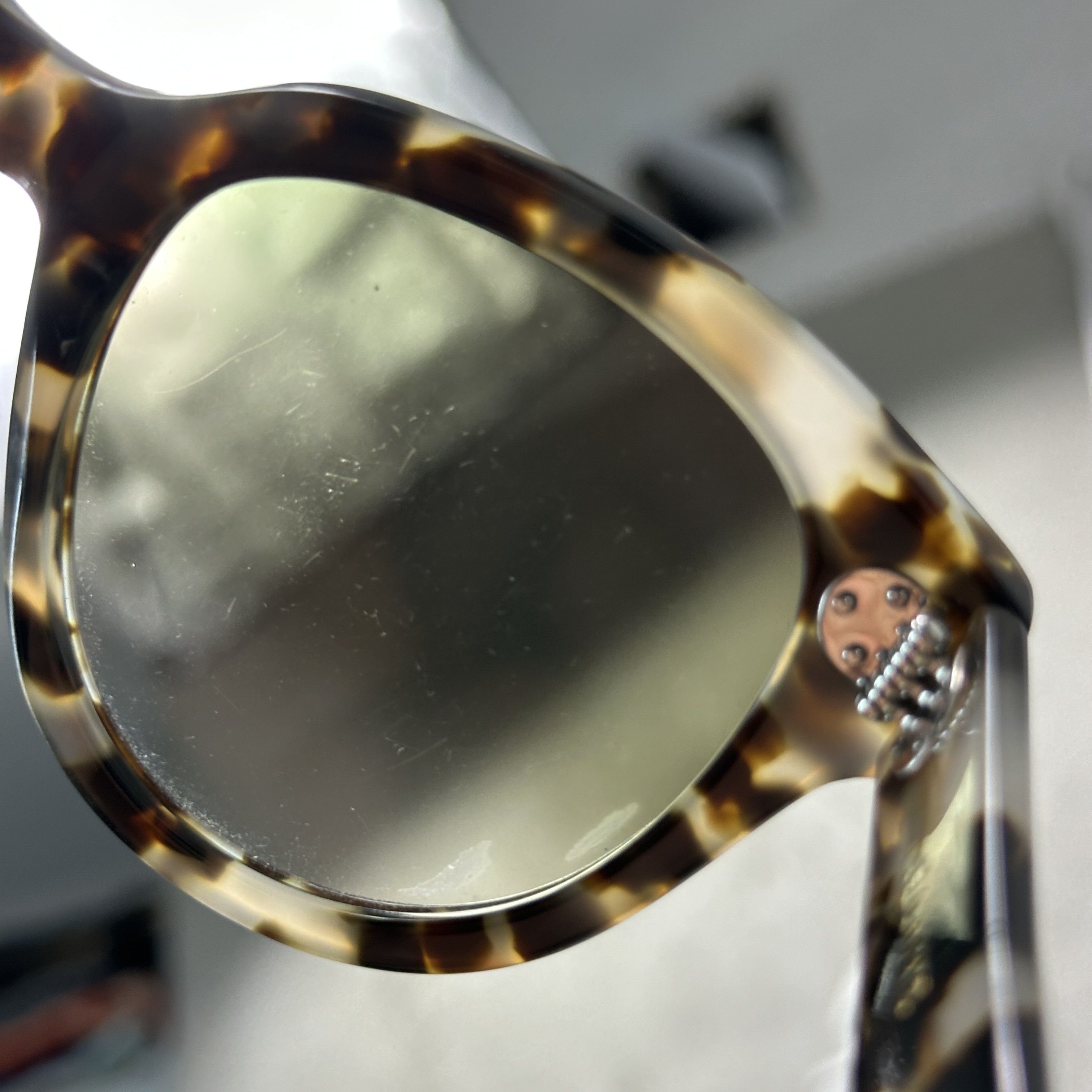 Celine Vintage Celine Audrey Cat Eye Tortoise Sunglasses 00s Size ONE SIZE - 13 Thumbnail