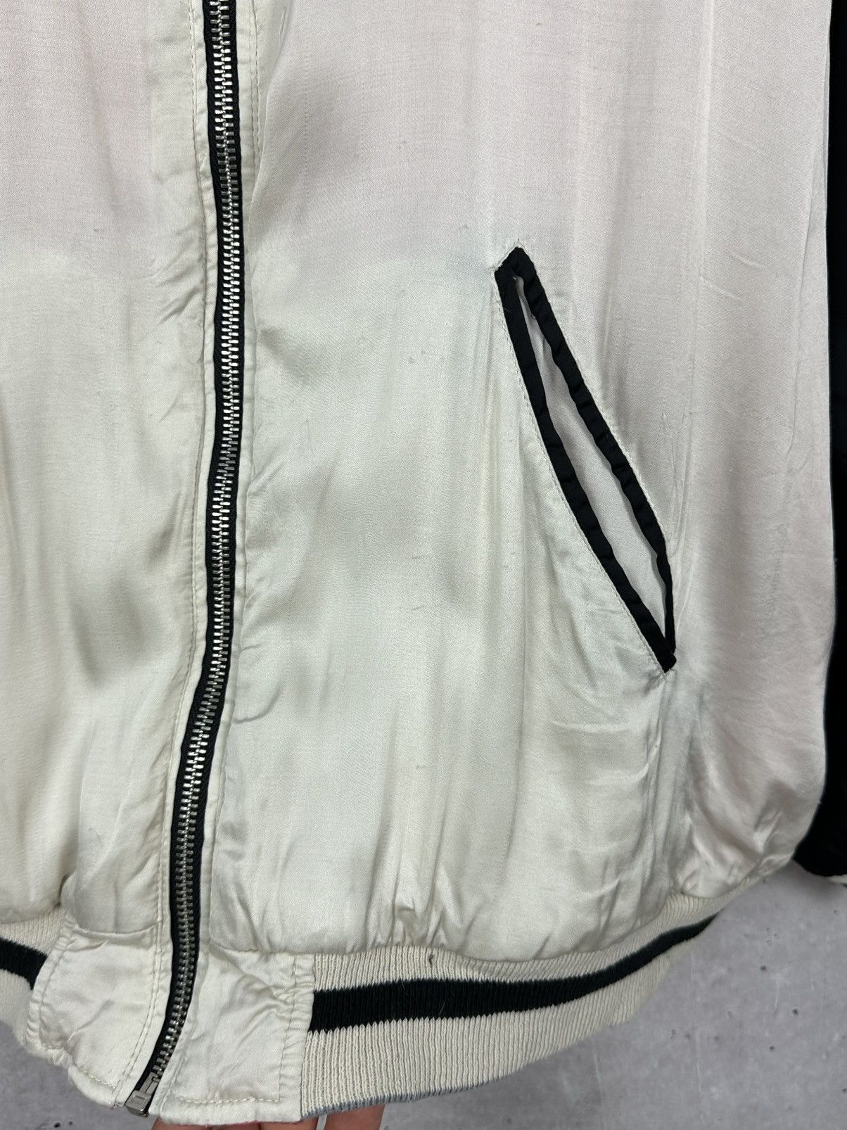 Diesel × Japanese Brand × Vintage Diesel Japanese Style Viscose Reversible Zip Women’s Bomber Size S / US 4 / IT 40 - 9 Thumbnail