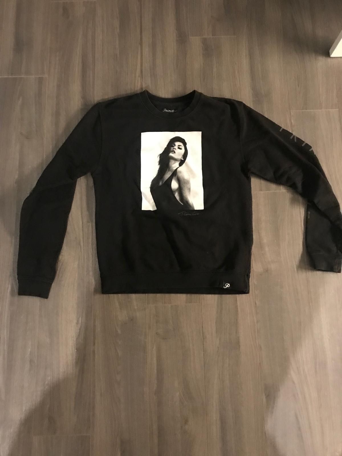 Primitive Primitive Apparel Sexy Portrait Black Crewneck Sweater Size US S / EU 44-46 / 1 - 1 Thumbnail