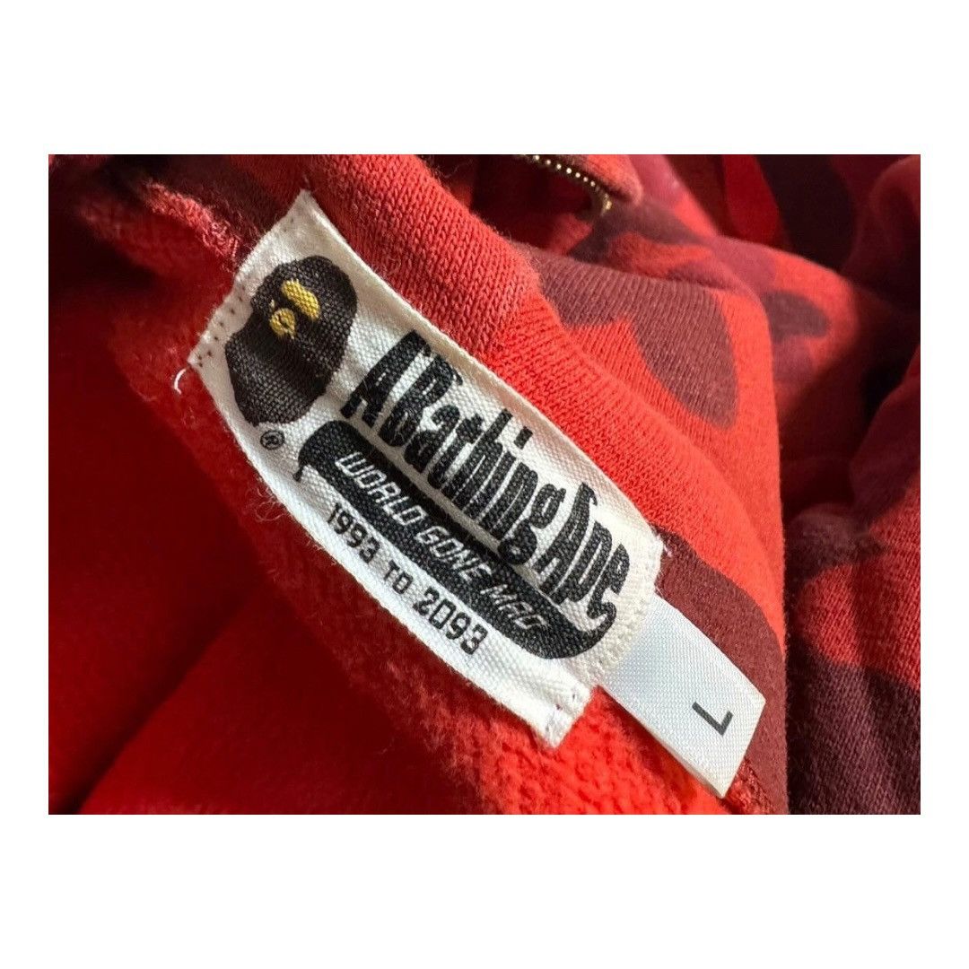Bape BAPE Shark Embroidery Full zip hoodie Red camo Size US L / EU 52-54 / 3 - 6 Thumbnail