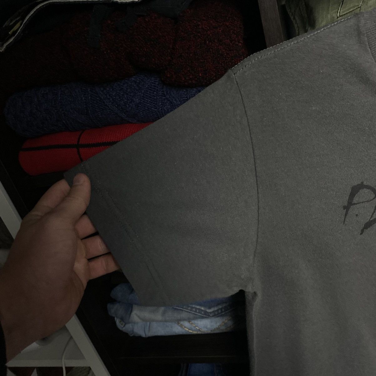 Pleasures Designer Pleasures Big Logo streetwear y2k tee size S Size US S / EU 44-46 / 1 - 5 Thumbnail