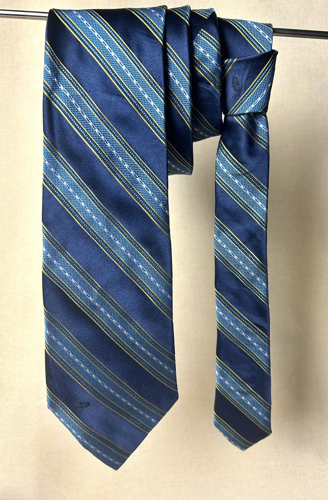 Valentino NWT Valentino blue navy striped Silk Mens Tie Size ONE SIZE - 1 Thumbnail