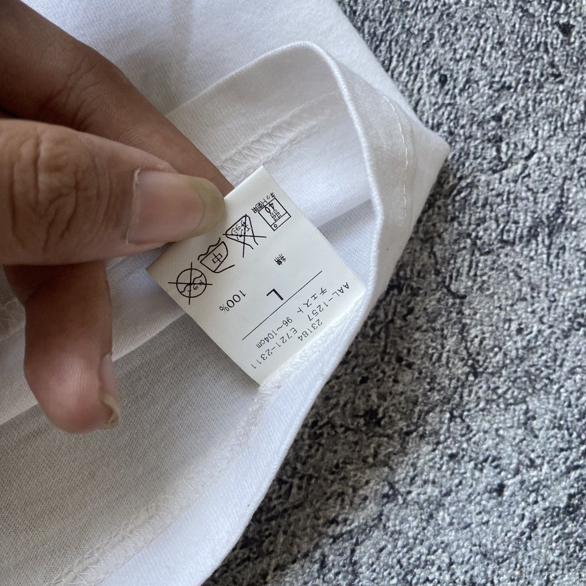 Alpha Industries × Avirex × Buzz Rickson's Alpha Industries Pocket Logo Vneck Tshirt Size US L / EU 52-54 / 3 - 8 Thumbnail