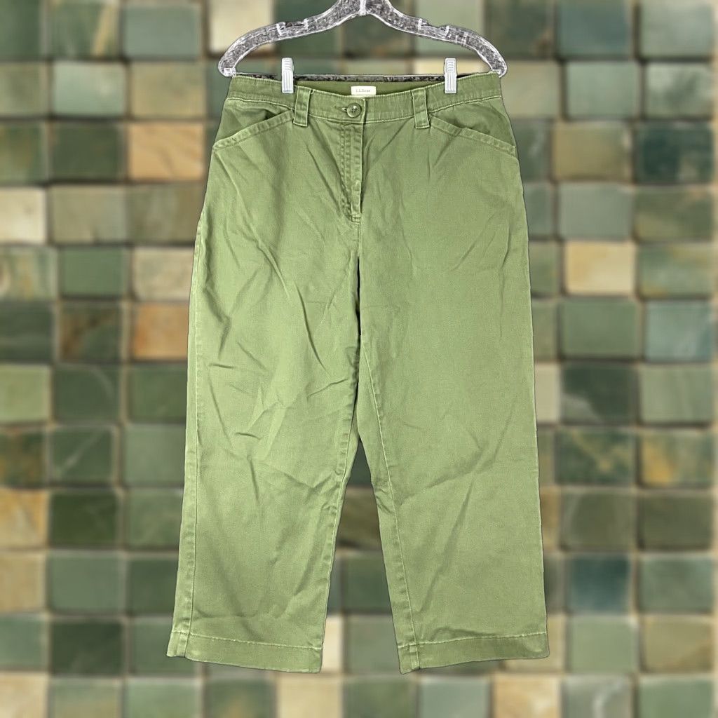 Vintage VINTAGE L.L. Bean Women's Pants Size 12 Green Wide Leg Chino Classic Fit Size 34" / US 12 / IT 48 - 1 Thumbnail