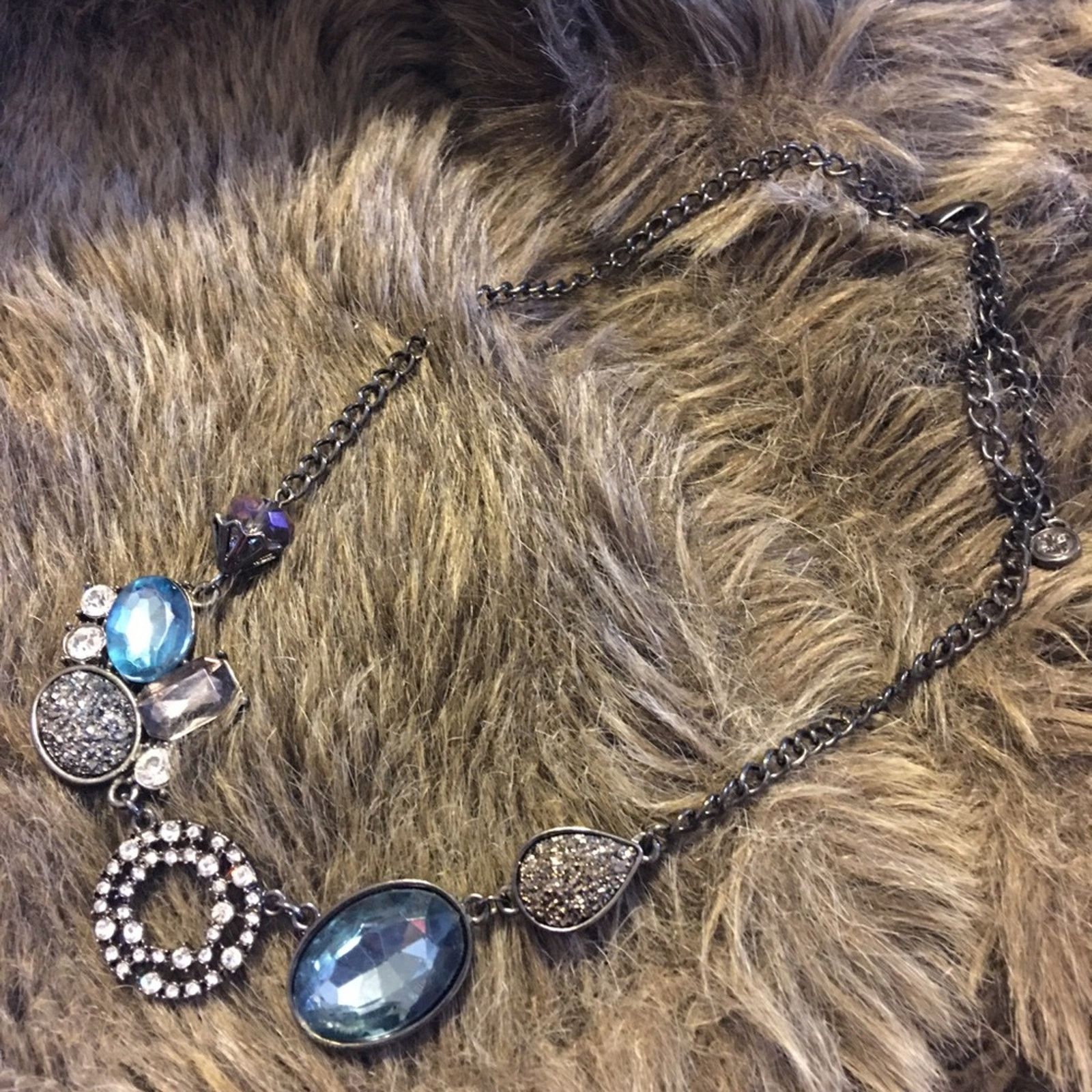 Vera Wang Vera Wang glass stone faux drusy bib necklace Size ONE SIZE - 7 Thumbnail