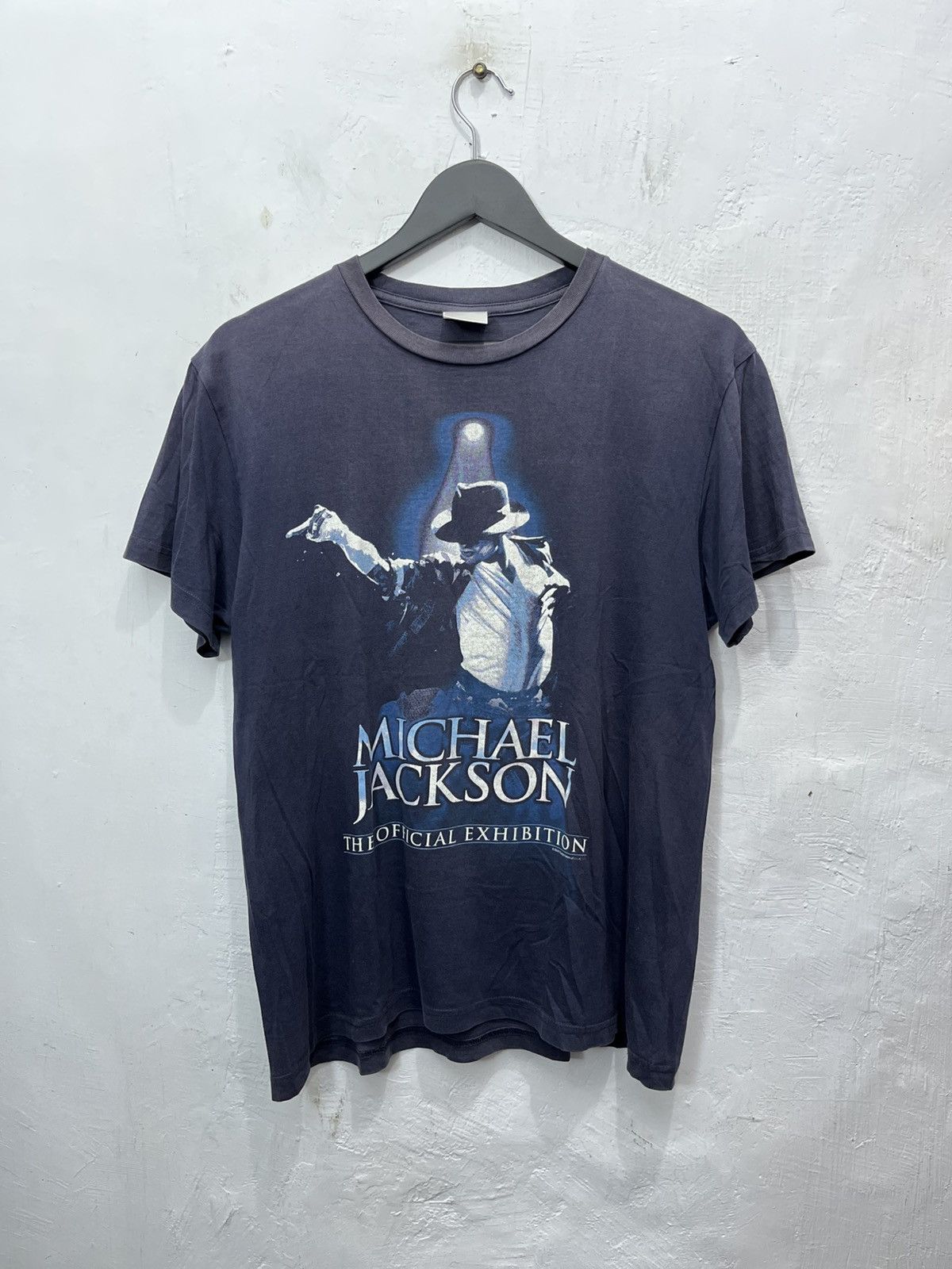 Band Tees Vintage Michael Jackson Sunfaded Tshirt Tokyo ©️2010 Size US M / EU 48-50 / 2 - 1 Thumbnail