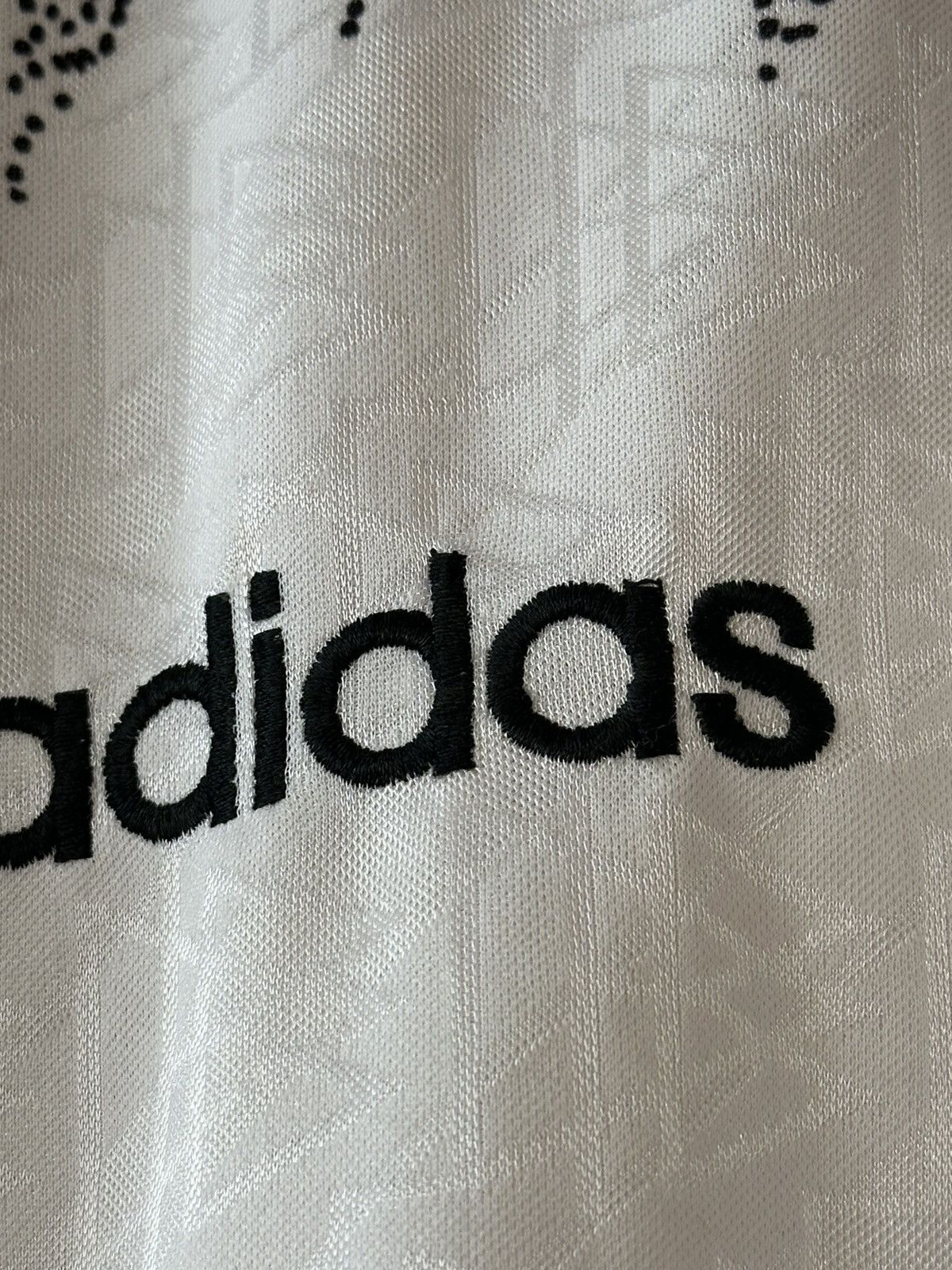 Vintage ADIDAS GERMANY 1994 1996 HOME FOOTBALL SHIRT SOCCER JERSEY Size US L / EU 52-54 / 3 - 5 Thumbnail
