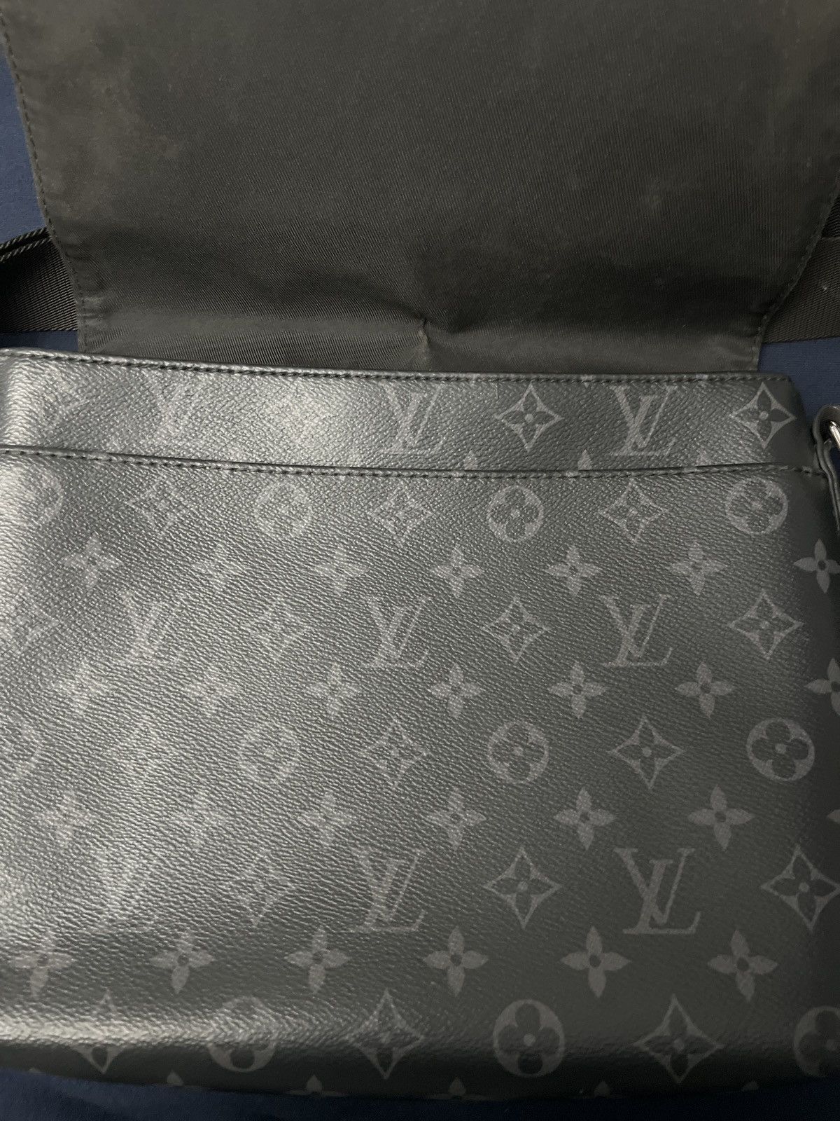 Louis Vuitton Louis Vuitton Messenger bag Size ONE SIZE - 2 Thumbnail