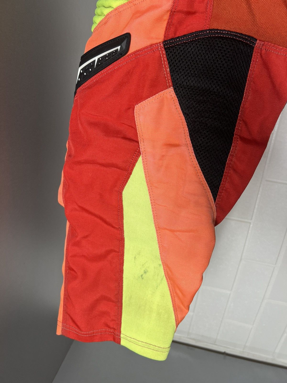 Fox Racing VINTAGE UFO PLAST MOTORCYCLE RACING PANTS BIKE RETRO Y2K 90s Size US 28 / EU 44 - 12 Thumbnail