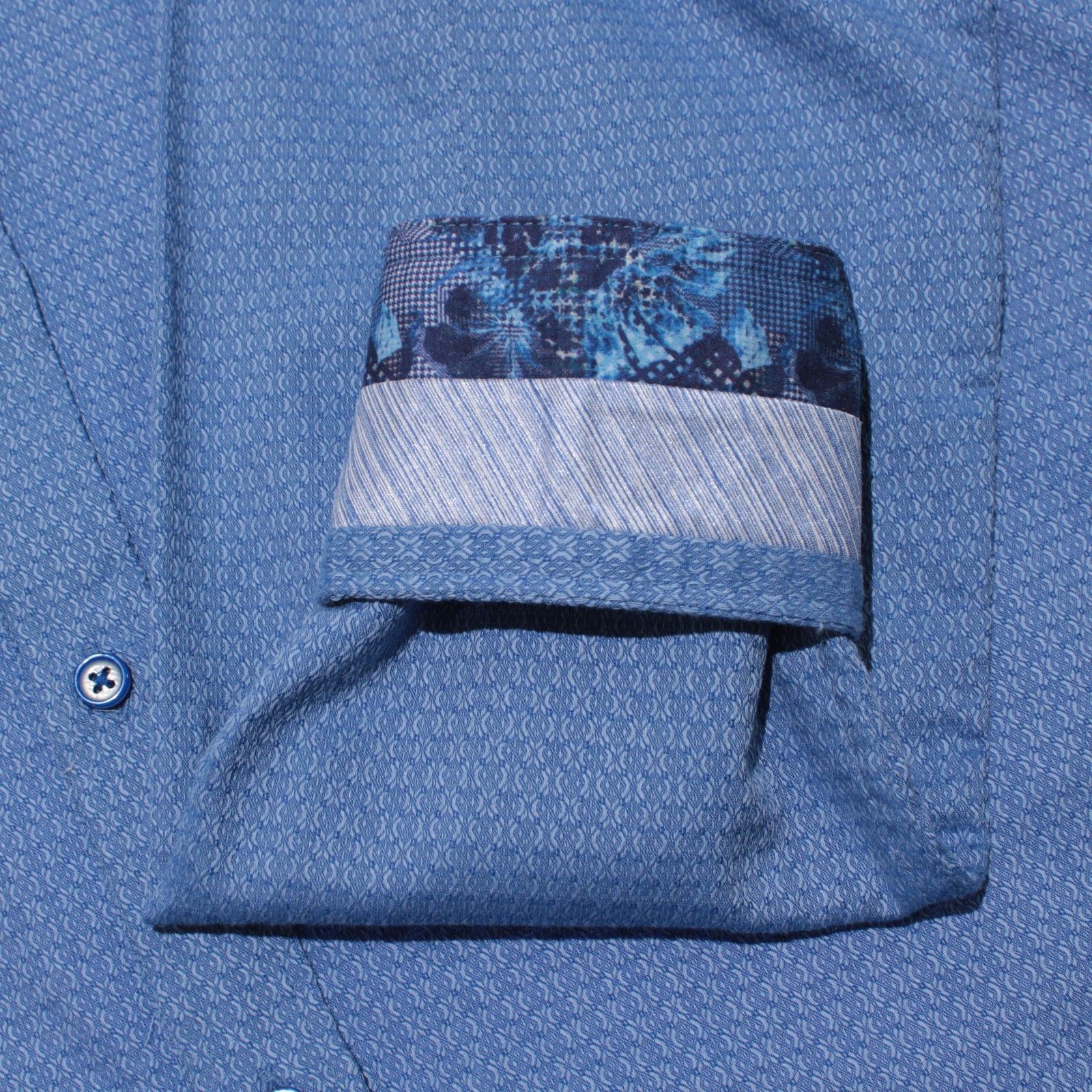 Robert Graham Robert Graham New with tags Shirt Size M US In Blue Size US M / EU 48-50 / 2 - 6 Thumbnail