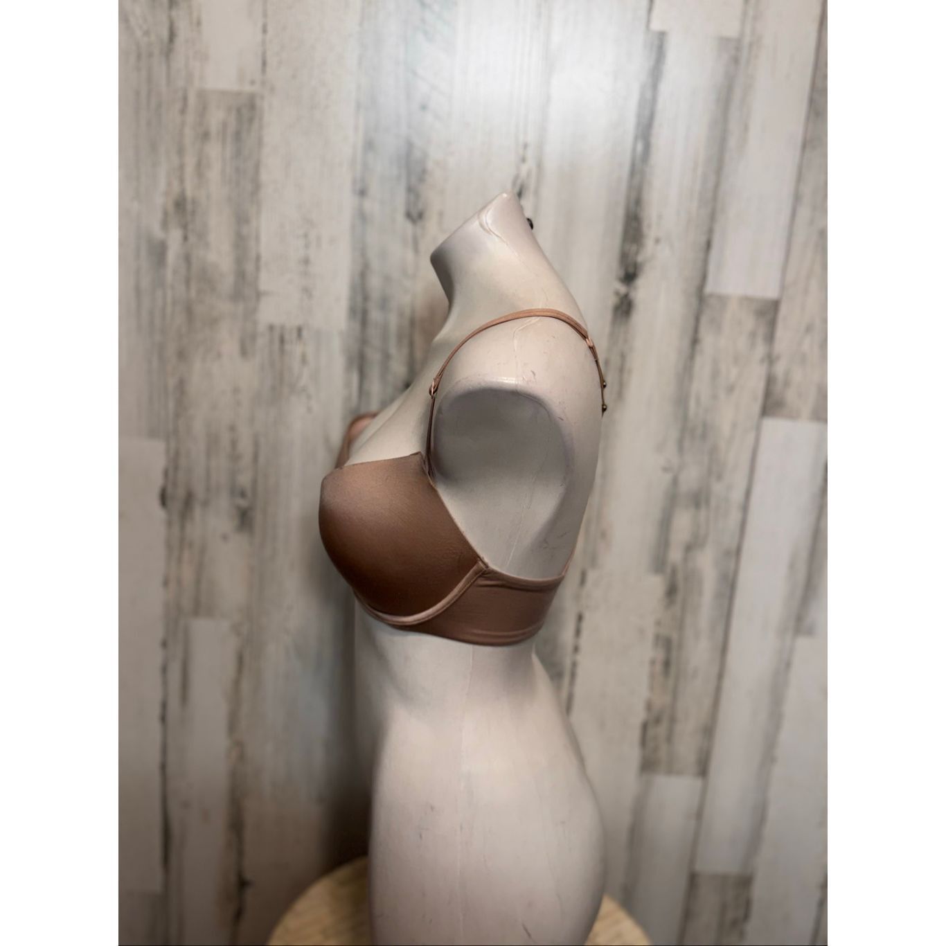 Victoria's Secret Victoria’s Secret Lightly Lined Push-Up Bra – Nude Beige – Estimated 34C Size ONE SIZE - 4 Thumbnail