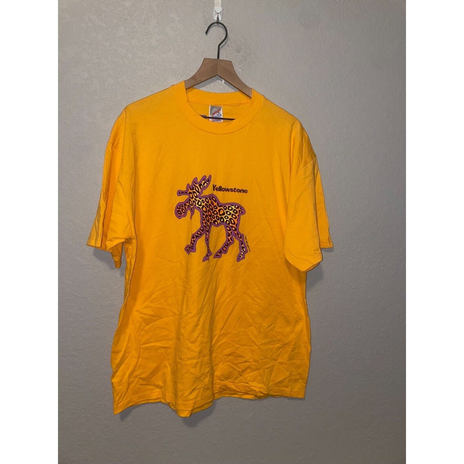 Jerzees × Vintage Vintage Yellowstone Shirt XL Moose Animal Yellow Tee Size US XL / EU 56 / 4 - 1 Thumbnail