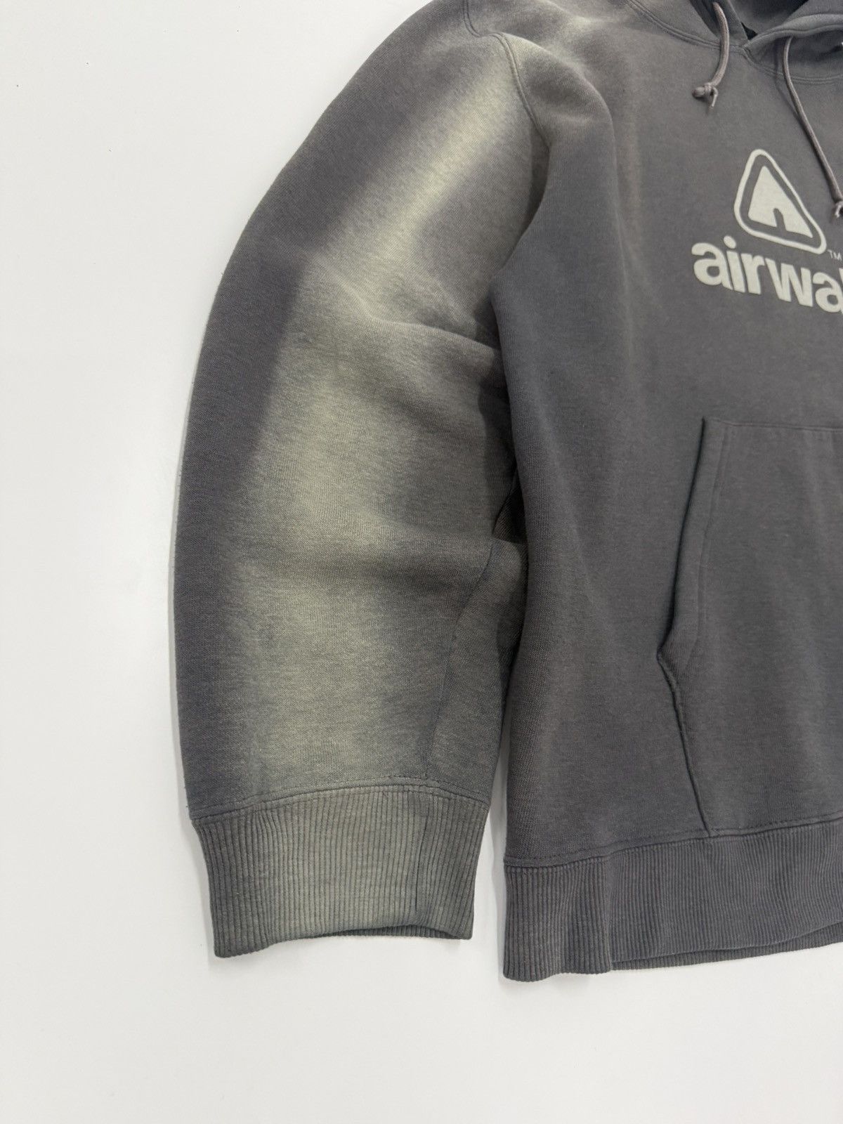 Airwalk 🔥 Airwalk Distressed Sunfaded Skateboard Big logo Hoodie - L Size US M / EU 48-50 / 2 - 3 Thumbnail