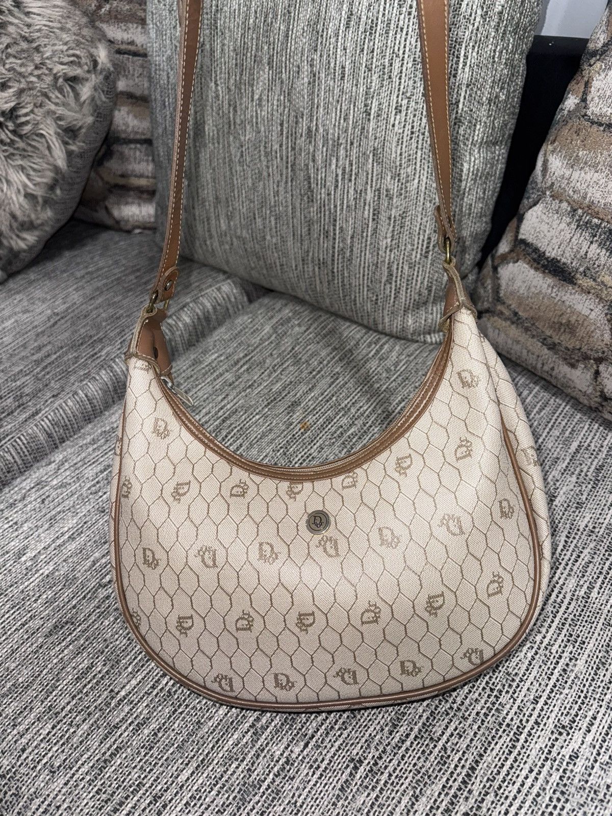 Dior × Vintage Christian Dior Honeycomb Leather Shoulder Crossbody Purse Size ONE SIZE - 1 Thumbnail