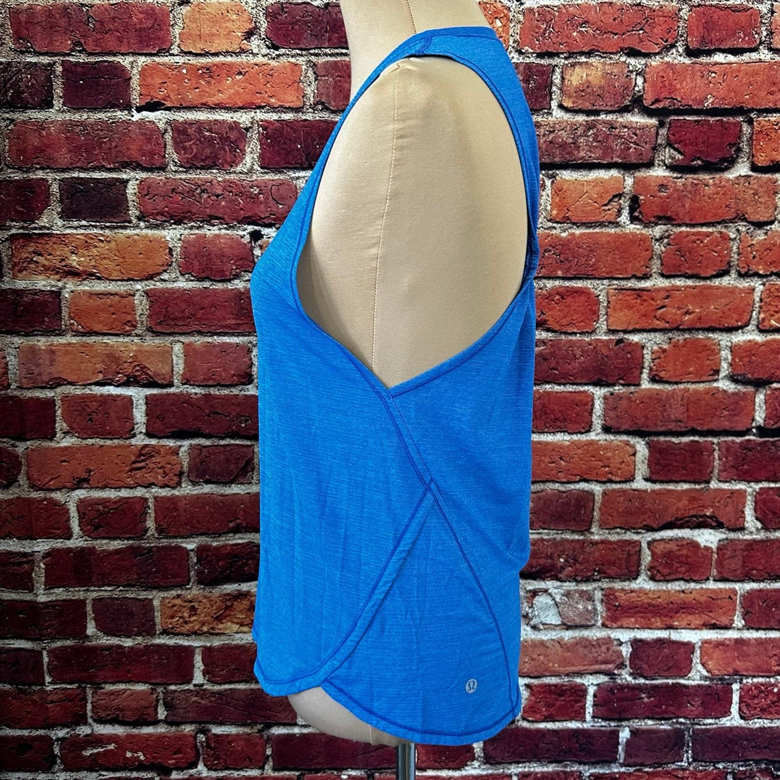 Lululemon Lululemon Tank top size 8 Size M / US 6-8 / IT 42-44 - 2 Thumbnail