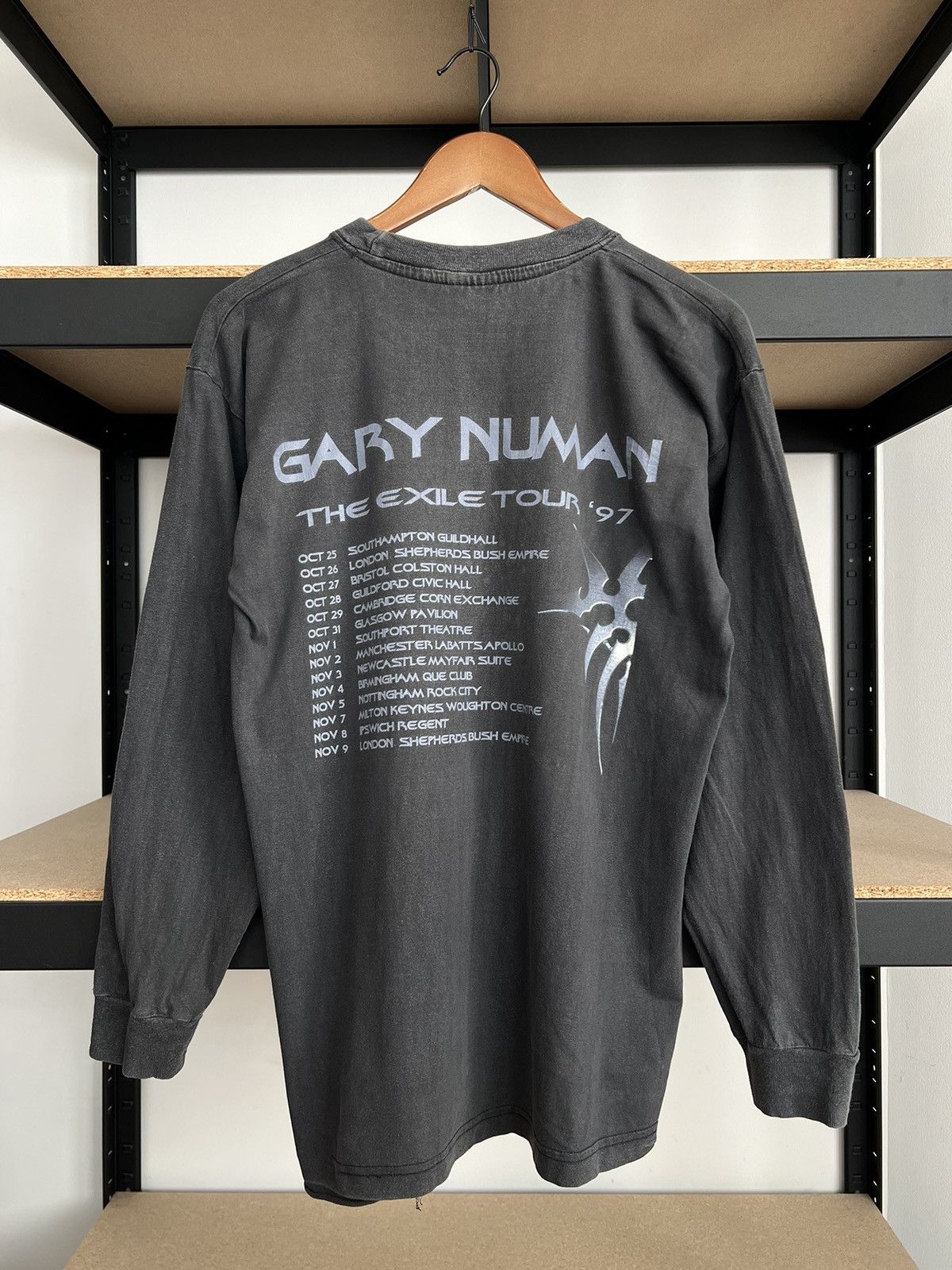 Band Tees Vintage 1997 Gary Numan The Exile Tour Faded Long Sleeve Size US M / EU 48-50 / 2 - 4 Thumbnail
