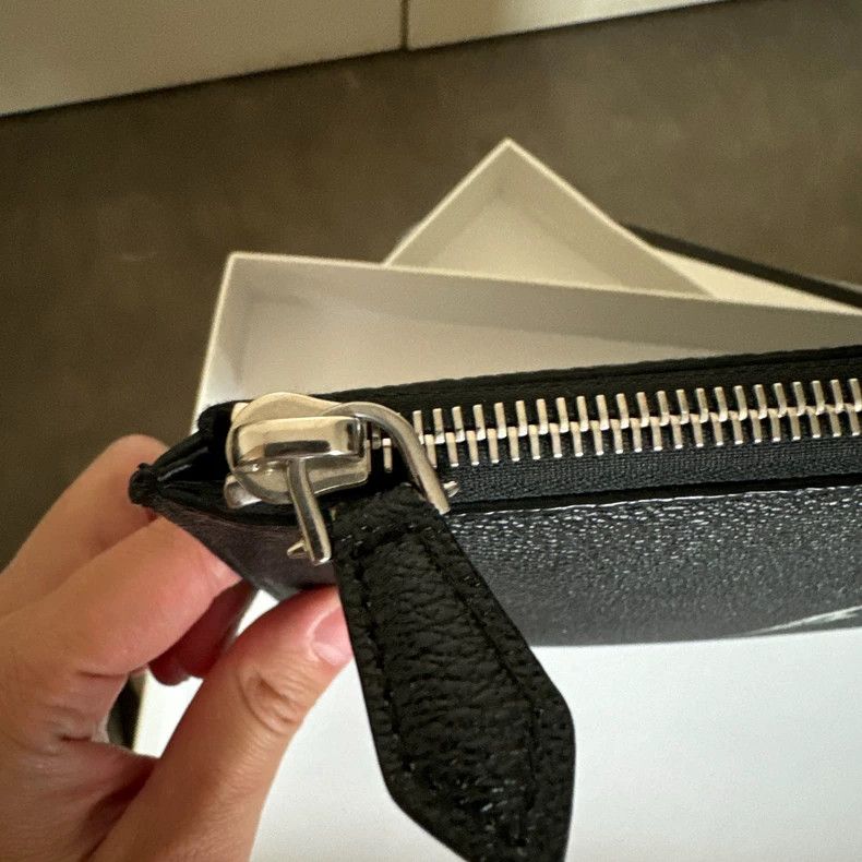 Givenchy Givenchy Men's clutch bag, all leather inside and out Size ONE SIZE - 3 Thumbnail