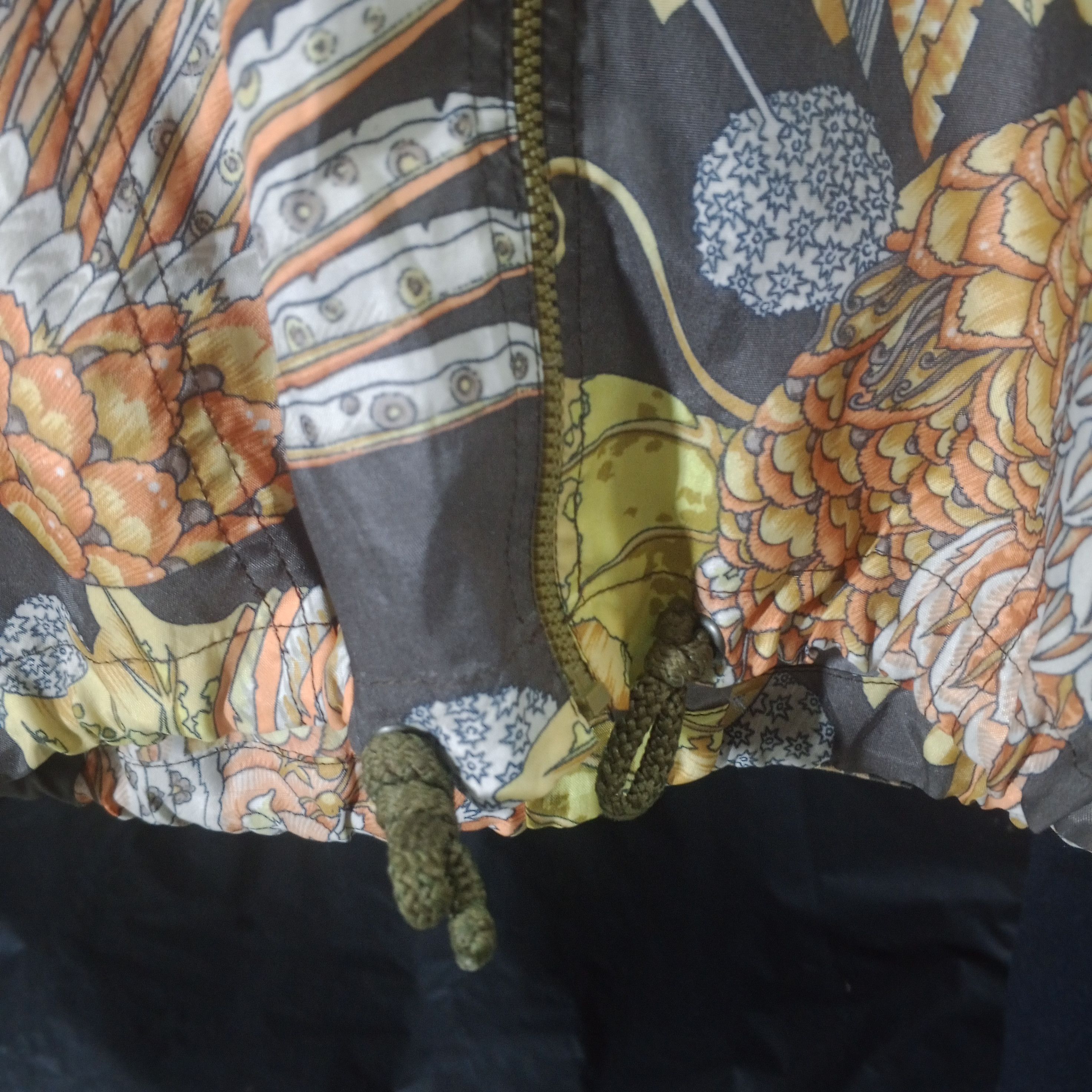 Salvatore Ferragamo Vintage Salvatore Ferragamo Light Jacket Phoenix Art Size US L / EU 52-54 / 3 - 4 Thumbnail