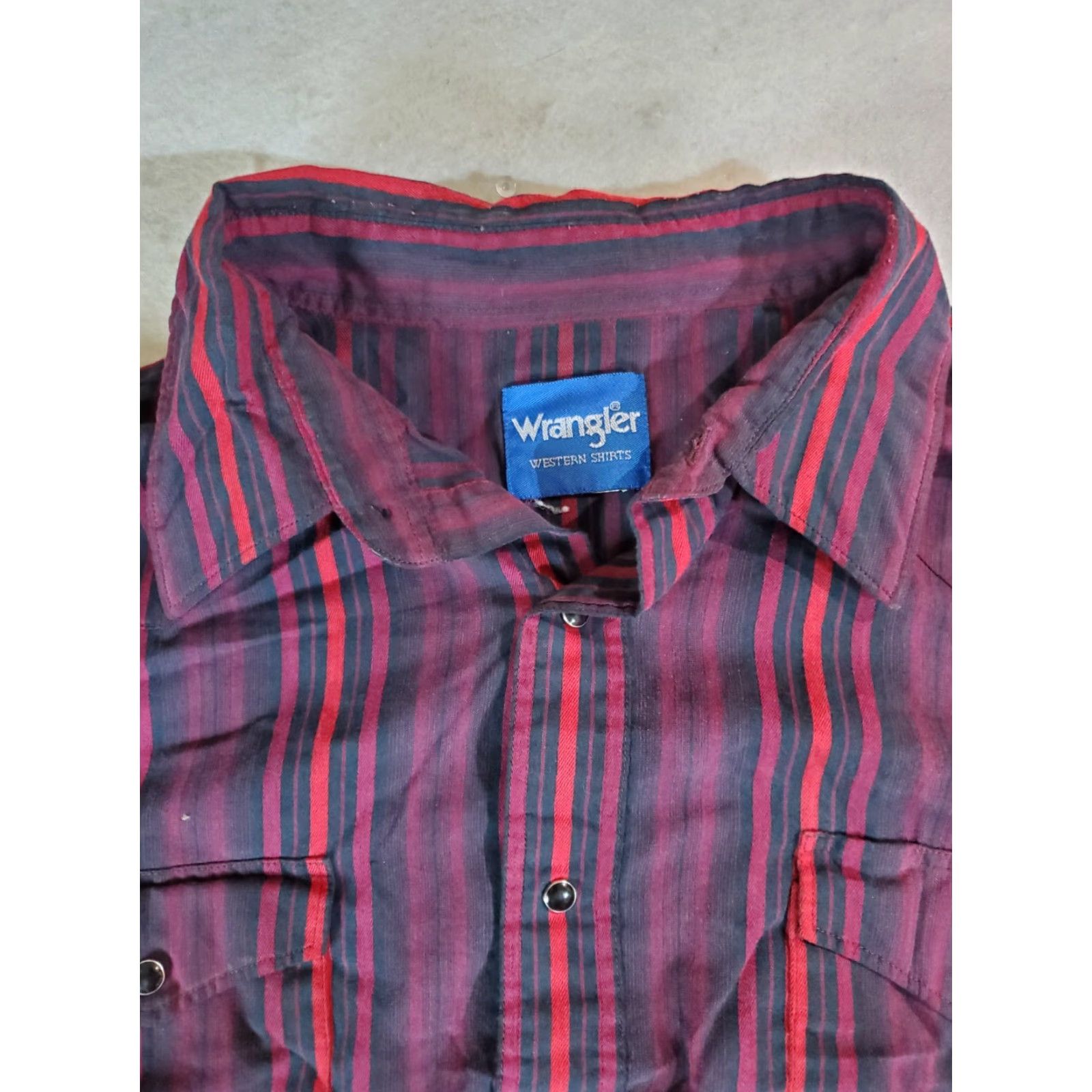 Wrangler VINTAGE Wrangler Western Style Shirt XL Mens Black/Pink/Red Striped Pearl Snap Button-Up Western Theme Casual Outdoors Size US XL / EU 56 / 4 - 4 Thumbnail