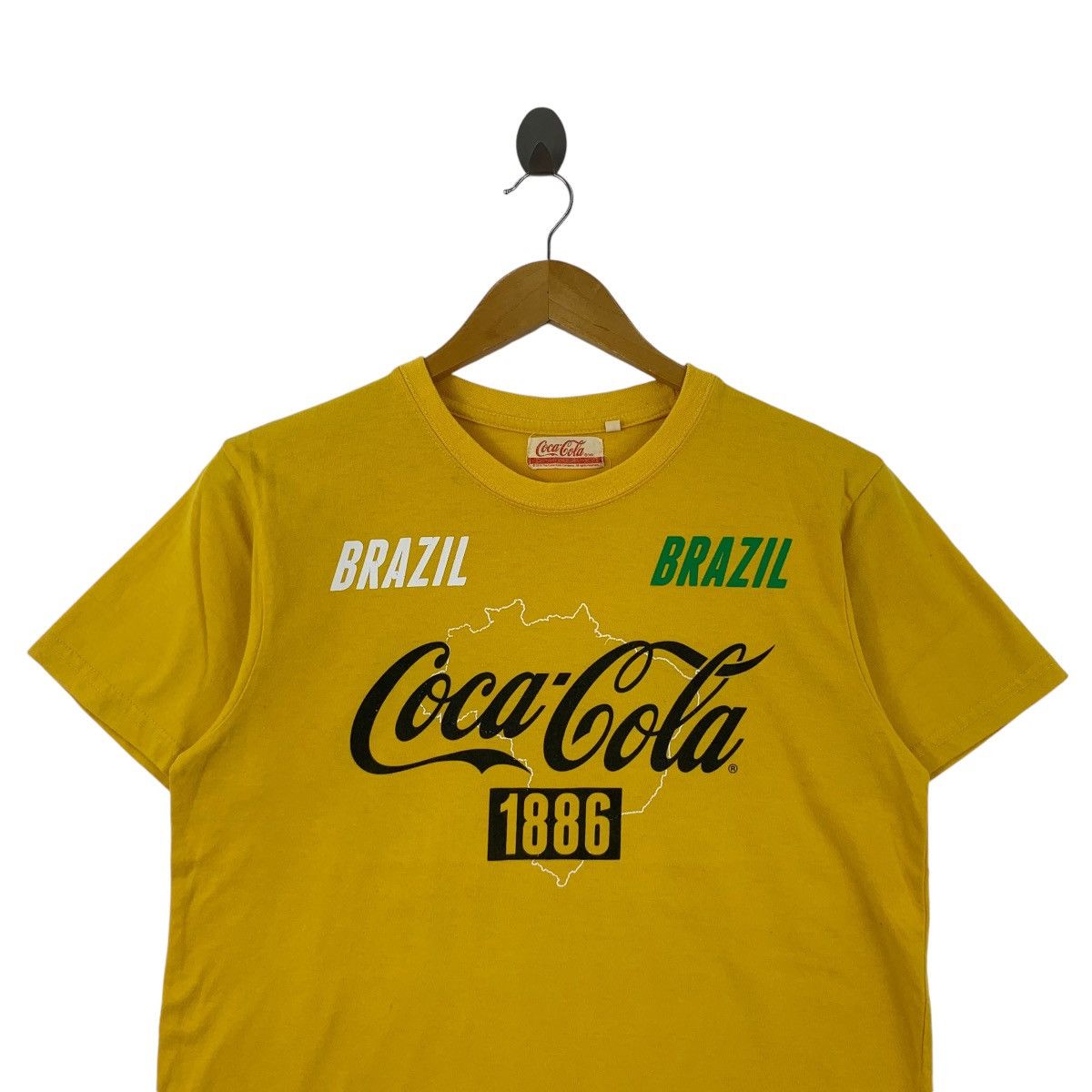 Coca Cola COCA COLA COKE Brazil Edition 1886 Football Tee Shirt Size US M / EU 48-50 / 2 - 2 Thumbnail