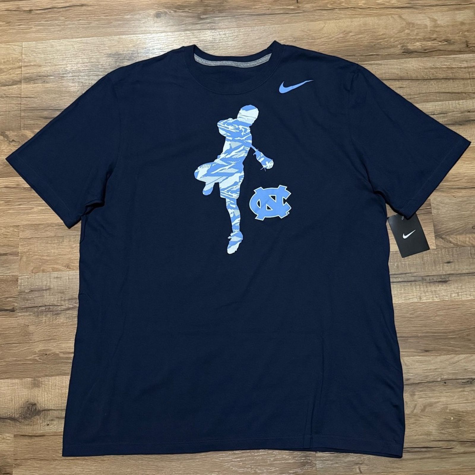 Nike 2014 Nike UNC Lacrosse Short Sleeve Size US XL / EU 56 / 4 - 1 Thumbnail