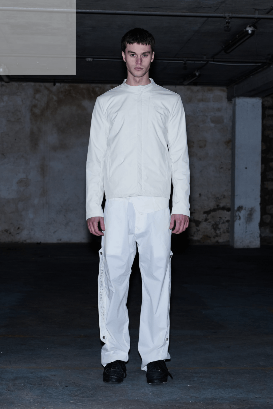 Final Home MPa 저항 지퍼 재킷 (아이보리) , PLASTICPRODUCT Size US M / EU 48-50 / 2 - 1 Thumbnail