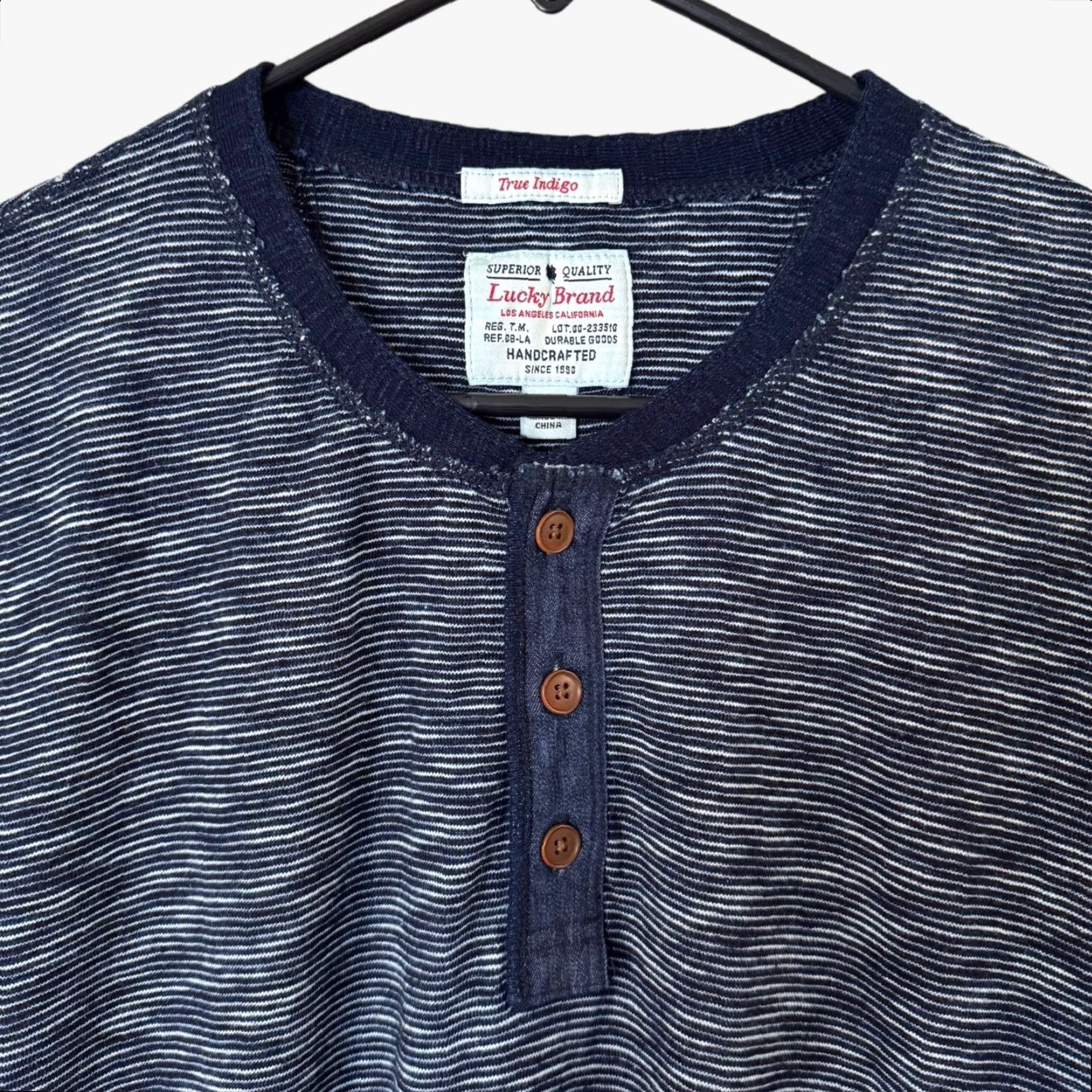 Lucky Brand VINTAGE Lucky Brand Henley Shirt Long Sleeve Size Large Blue Textured Stripe 100% Cotton Mens Size US L / EU 52-54 / 3 - 5 Thumbnail