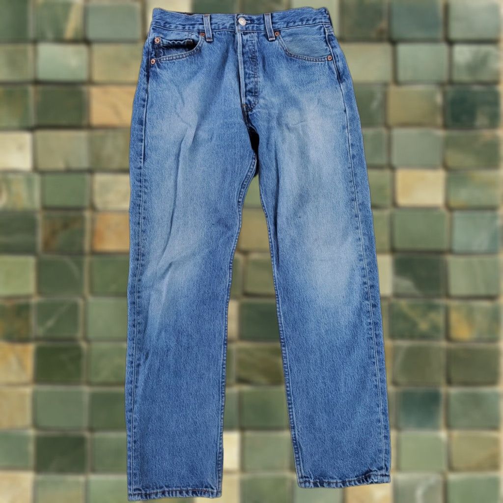 Levi's VINTAGE Levi's 501 VTG 90s Jeans Whiskering Made USA Mens 30 x 30 30 x 29 Actual Blue Straight Jeans Mens Size US 30 / EU 46 - 1 Thumbnail
