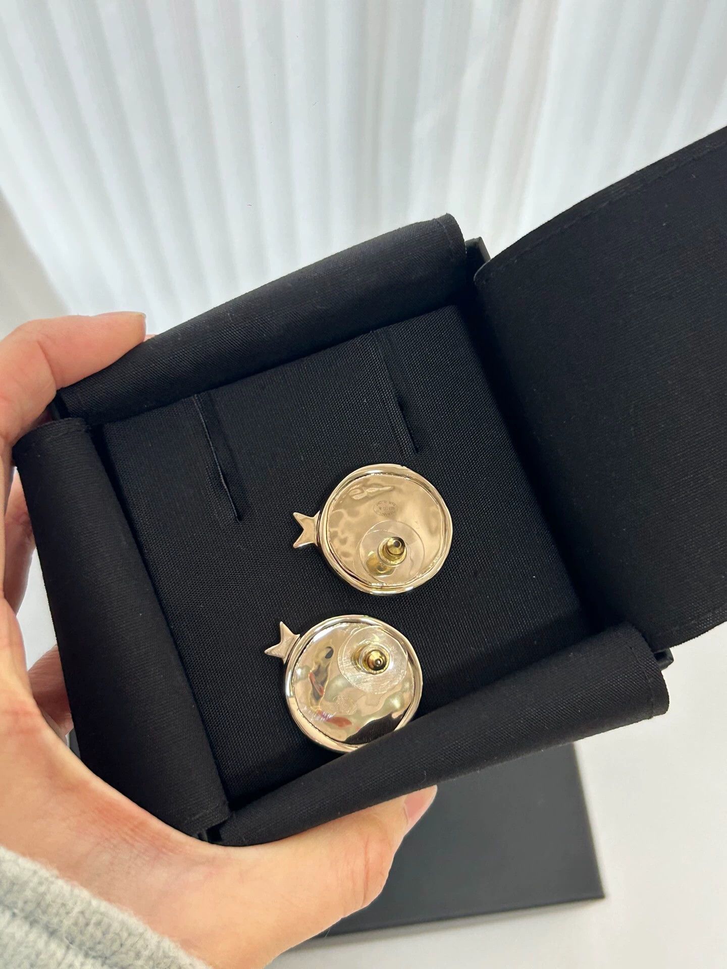 Chanel Chanel Star Coin Earrings New Size ONE SIZE - 4 Thumbnail