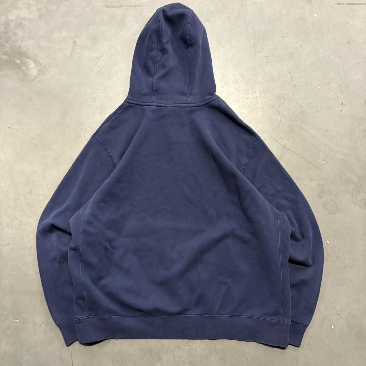 Vintage Crazy Vintage Y2K/2000s Nike Navy Blue Embroidered Logo Hoodie! Size US XL / EU 56 / 4 - 3 Thumbnail