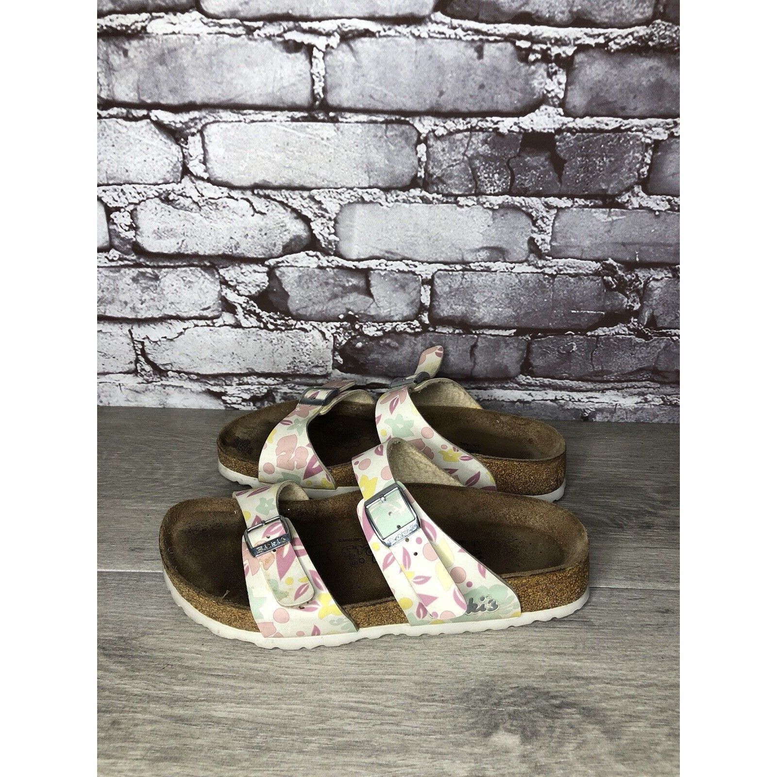 Birkenstock Birki's Birkenstock Pink Leather Floral Slides Sandals Women Size US 6.5 / IT 36.5 - 9 Thumbnail