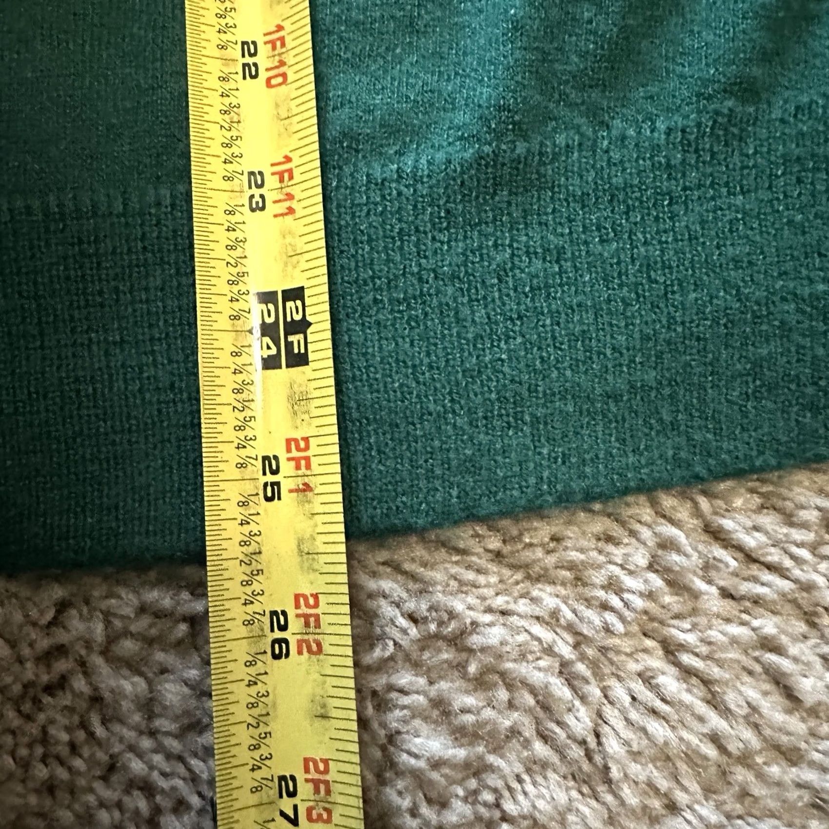 Izod VINTAGE Izod Golf Sweater Mens L V-Neck Green Size US L / EU 52-54 / 3 - 6 Thumbnail