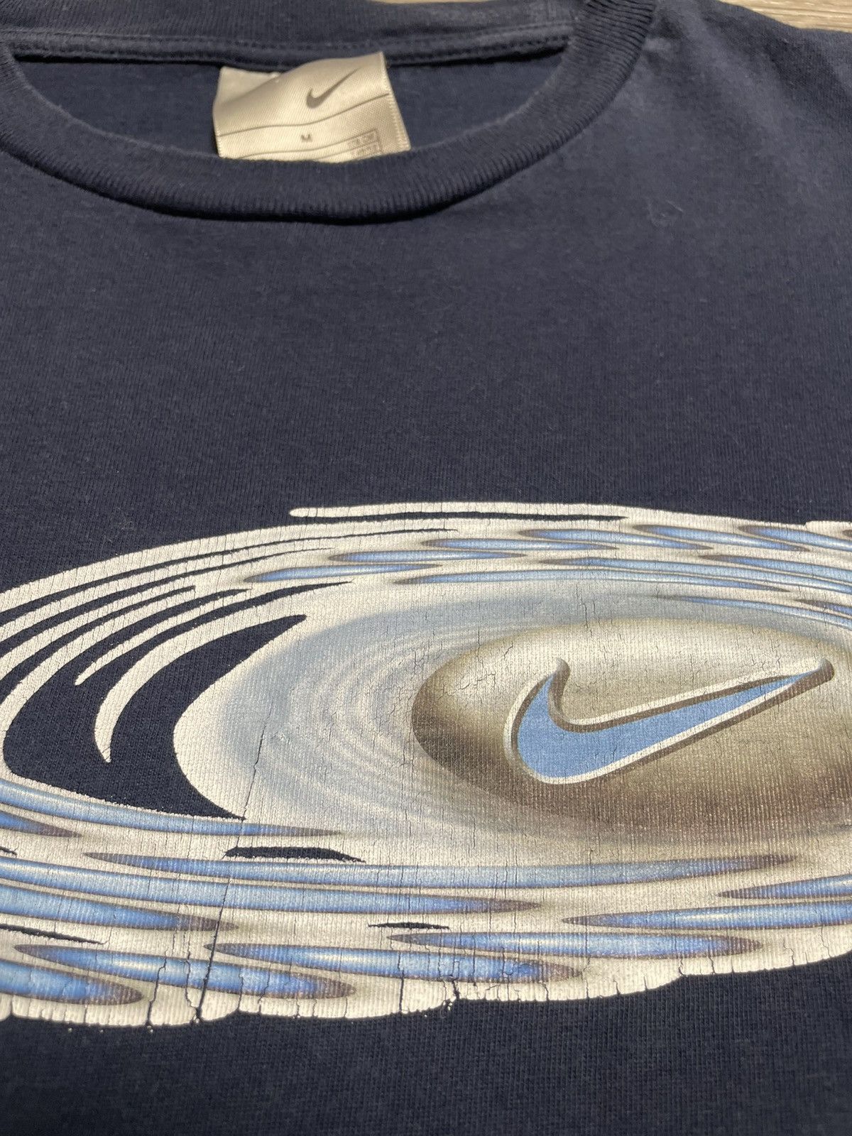 Nike Vintage Nike Big Logo Y2K T-Shirt Size US M / EU 48-50 / 2 - 9 Thumbnail