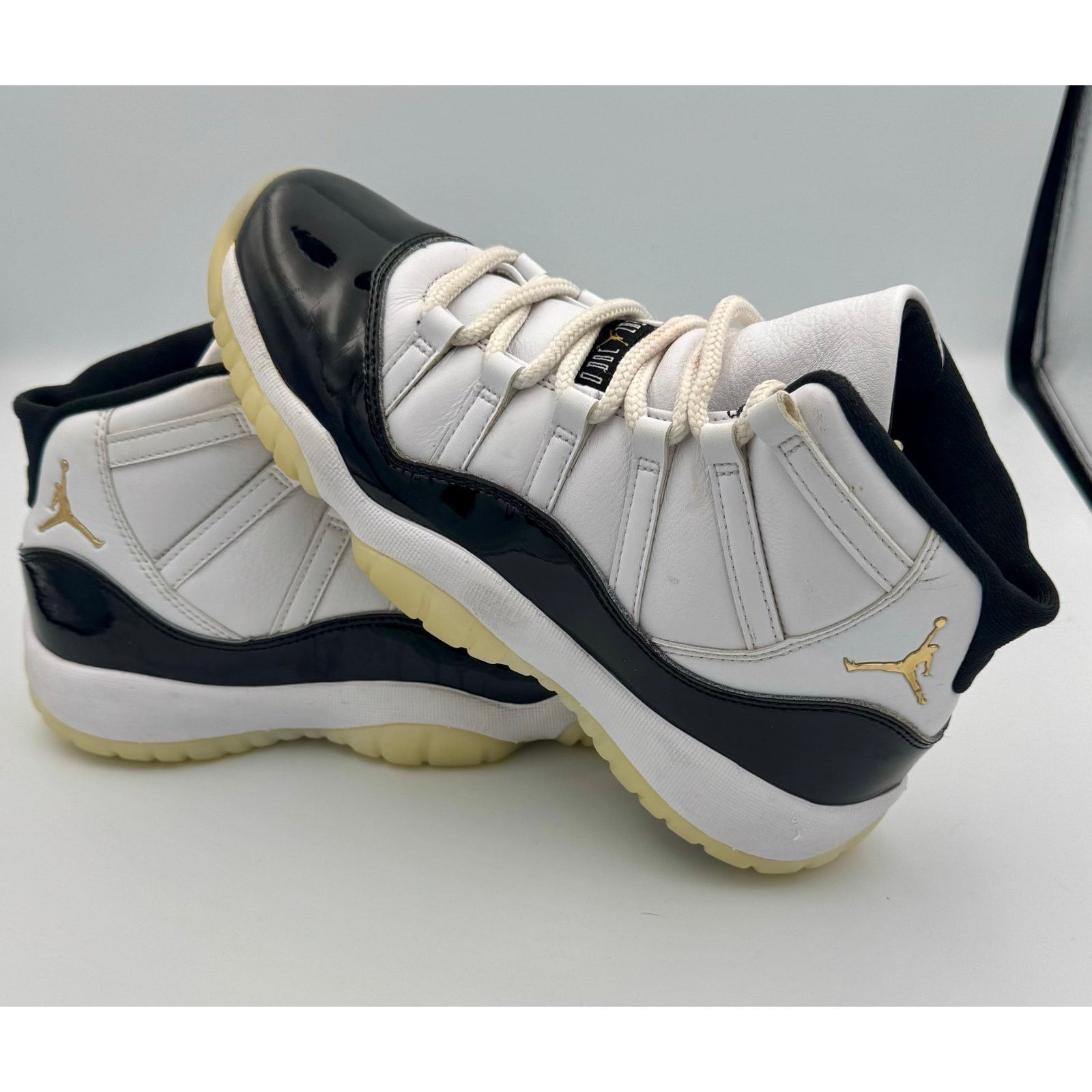 Nike Air Jordan 11 Retro GS "Gratitude Defining Moments Sz 6.5y Size US 6.5 / EU 39-40 - 9 Thumbnail