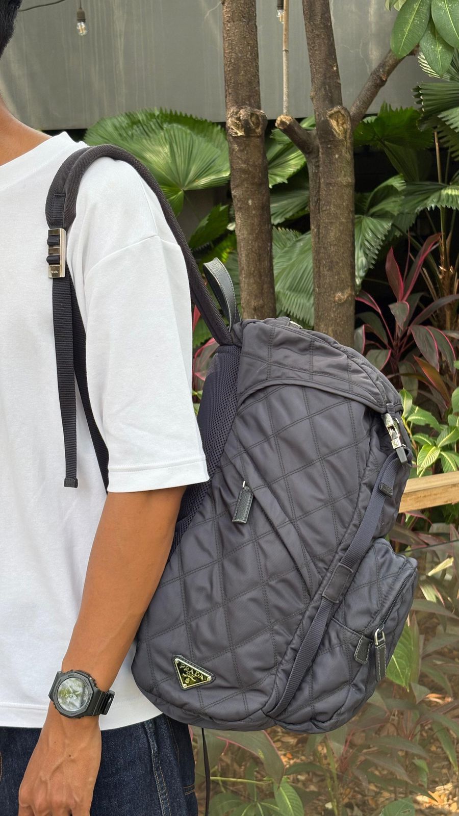 Prada Prada Quilted triangle logo backpack Size ONE SIZE - 11 Thumbnail