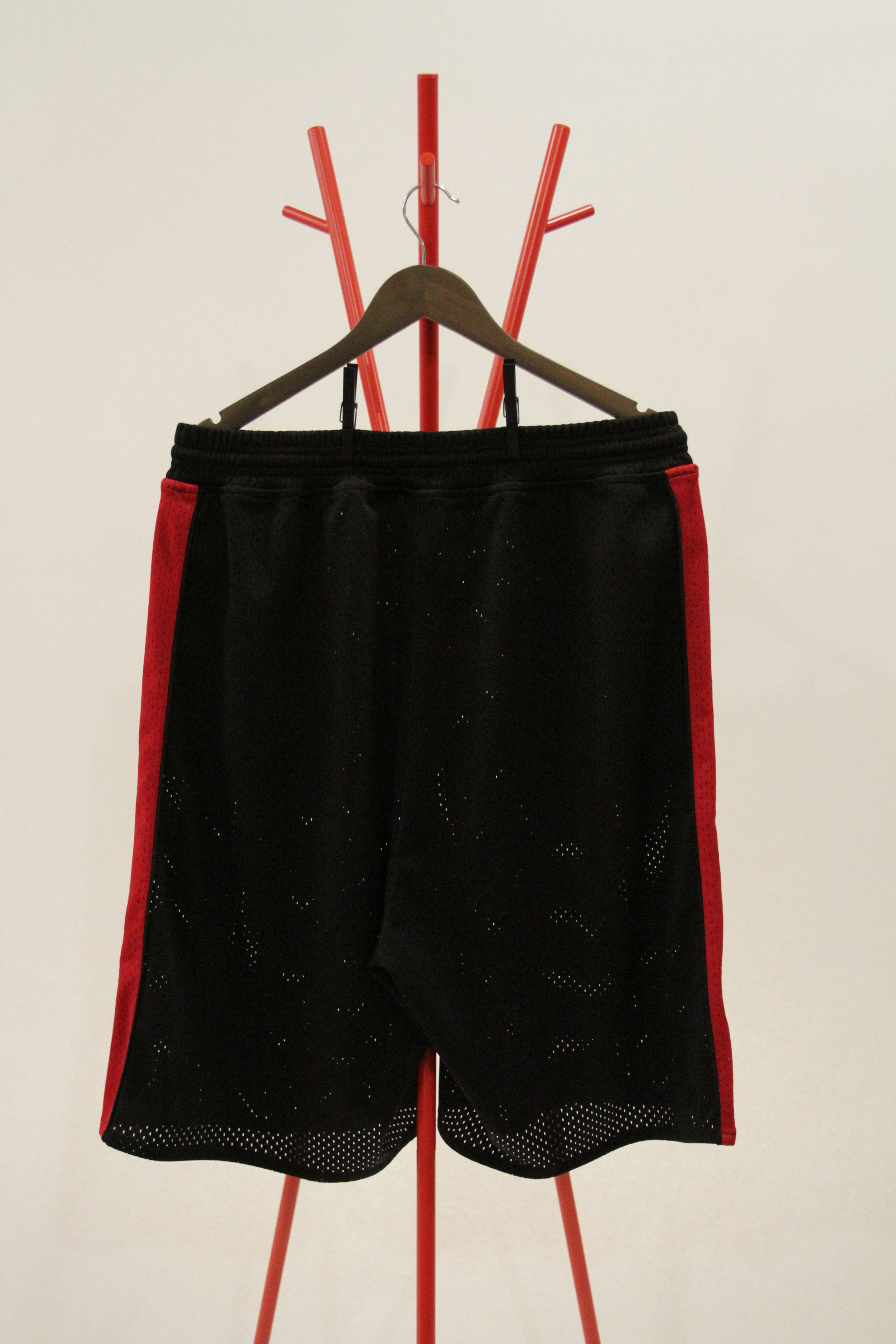 Willy Chavarria Pleated Basketball Shorts Size US 32 / EU 48 - 2 Thumbnail