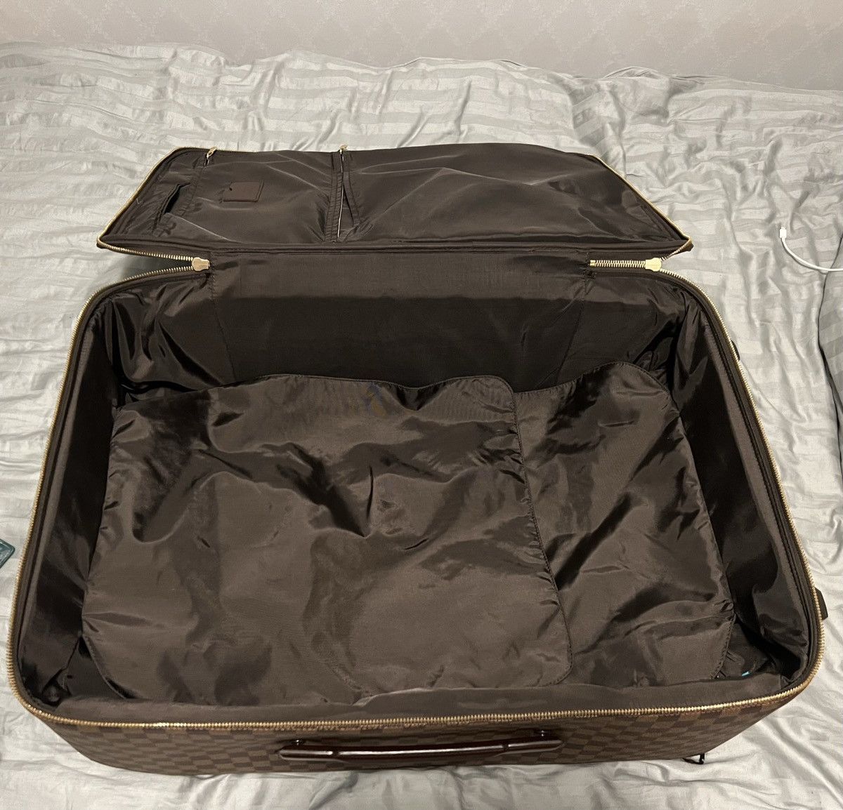 Louis Vuitton Louis Vuitton Pegase 65 Damier Ebene Size ONE SIZE - 9 Thumbnail