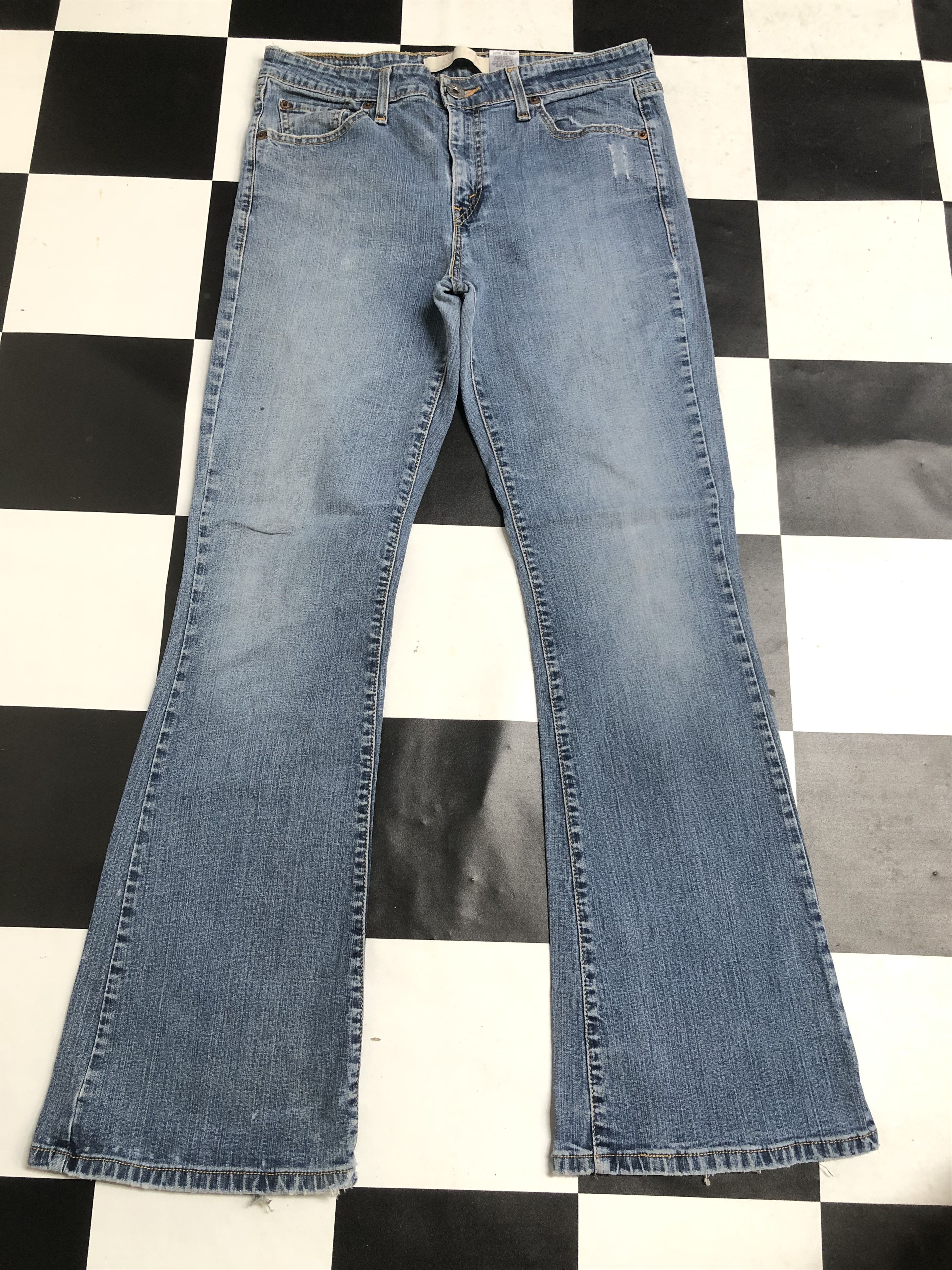 Levi's Vintage Levis 519 Low Flare Jeans 30x31- L308 Size US 30 / EU 46 - 1 Thumbnail