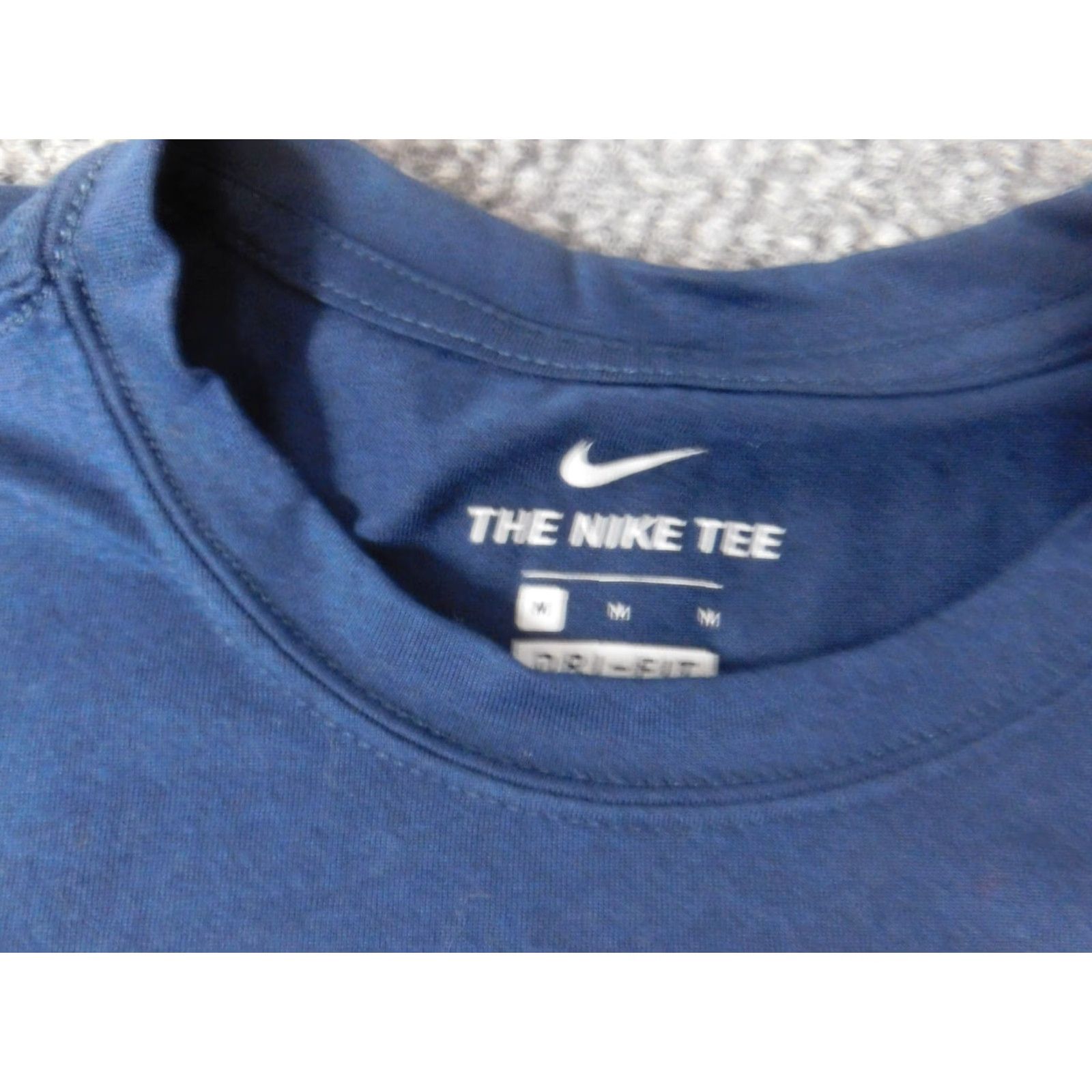 Nike Nike Dri-Fit Shirt Mens Medium Blue Crew Neck Short Sleeve Cotton T-Shirt All Seasons Regular Brand Nike Mens |- Size US M / EU 48-50 / 2 - 4 Thumbnail
