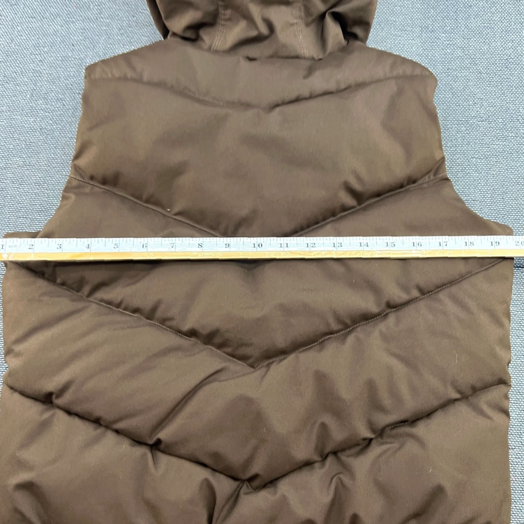 Adidas VINTAGE Adidas Missy Elliott Respect Me 2005 Vest Jacket Womens Size 38 Puffer Brown Size M / US 6-8 / IT 42-44 - 5 Thumbnail