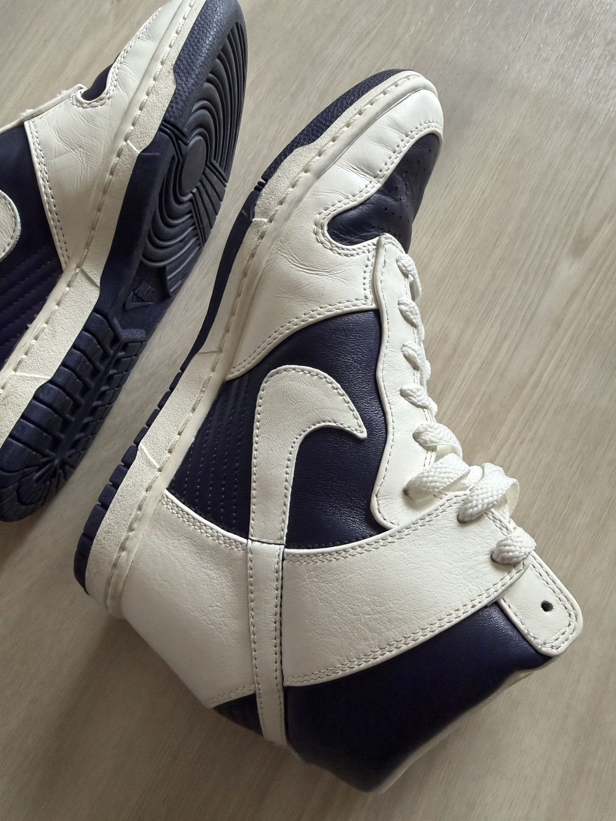 Nike Nike Dunk Sky High Womens Sz 9.5 US Purple Athletic Shoes Size US 9.5 / IT 39.5 - 3 Thumbnail