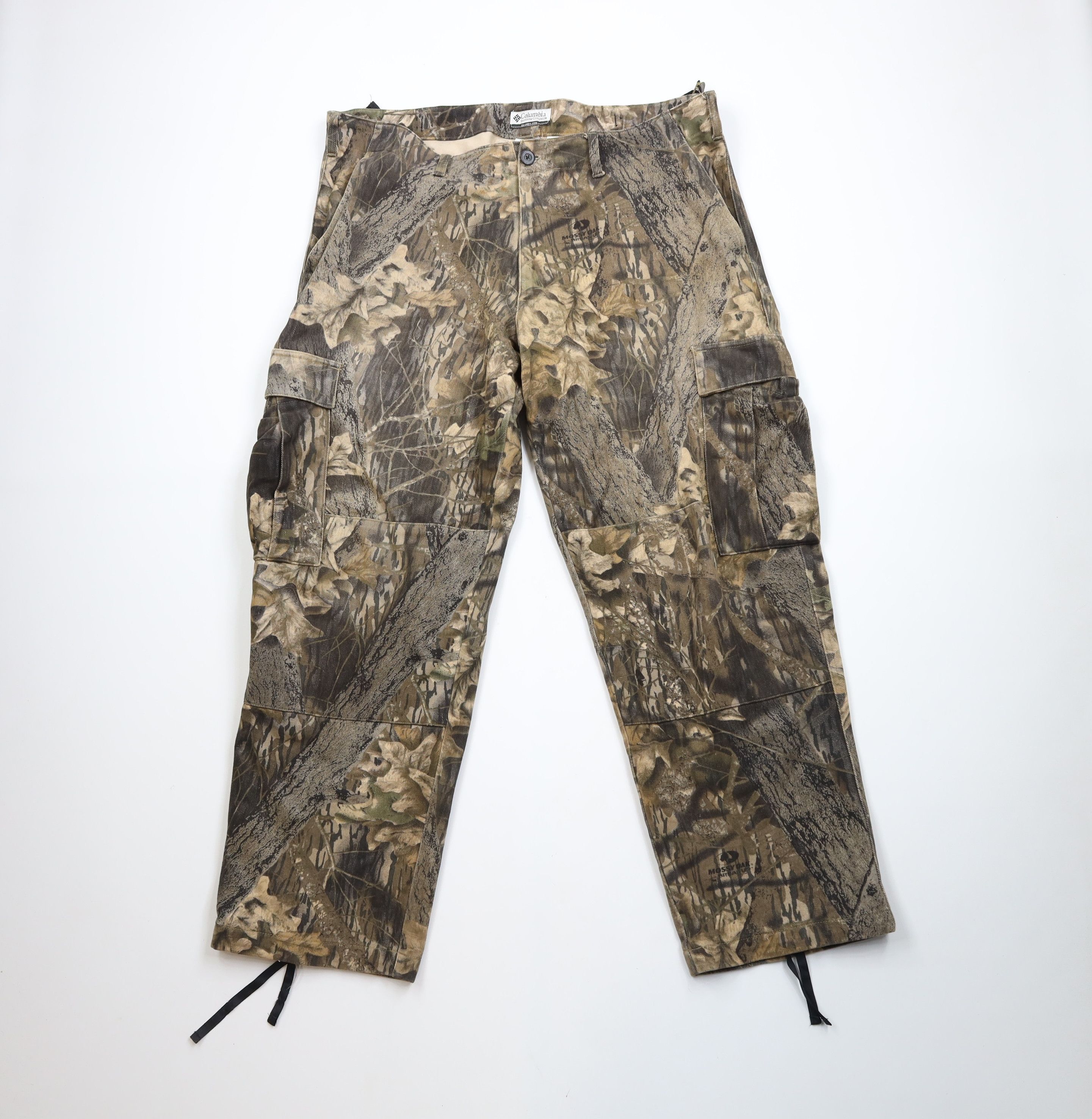Columbia × Vintage Vintage Columbia Mossy Oak Camouflage Wide Leg Cargo Pants Size US 40 / EU 56 - 1 Thumbnail