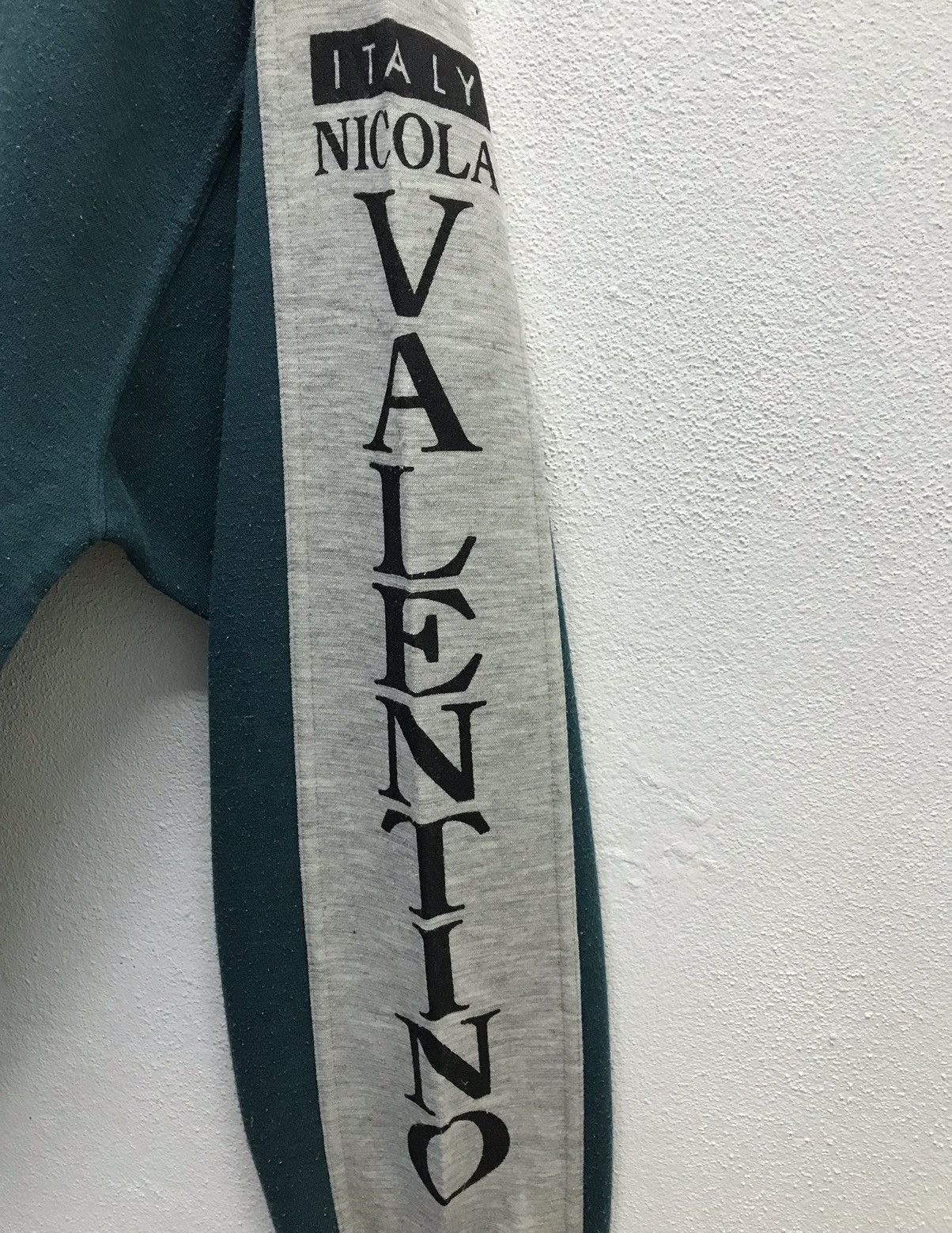 Japanese Brand × Vintage Vintage Nicola Valentino Italy Sweatshirt Size US L / EU 52-54 / 3 - 6 Thumbnail