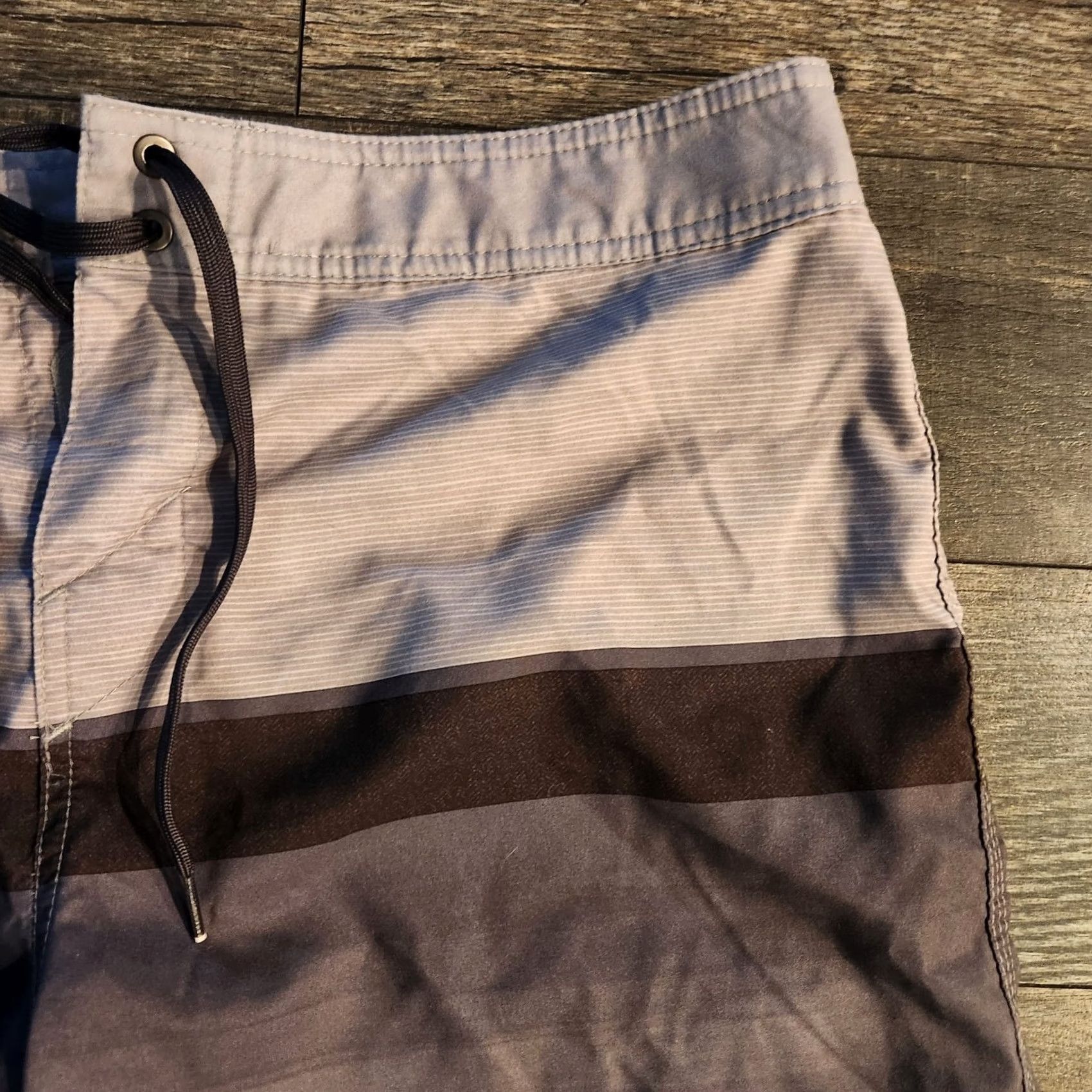 O'Neill O’NEILL Men’s Board Shorts 34 Swim Trunks Performance Gray Striped Fade Bottom Mens Beach Surfing Regular Size 34 Size US 34 / EU 50 - 3 Thumbnail