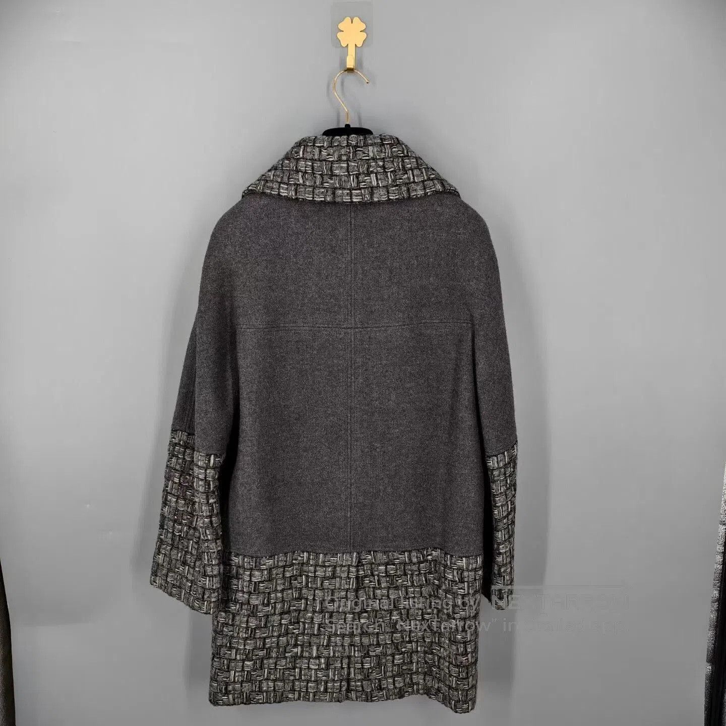 Chanel Chanel Gray Tweed Coat. Size S / US 4 / IT 40 - 2 Thumbnail