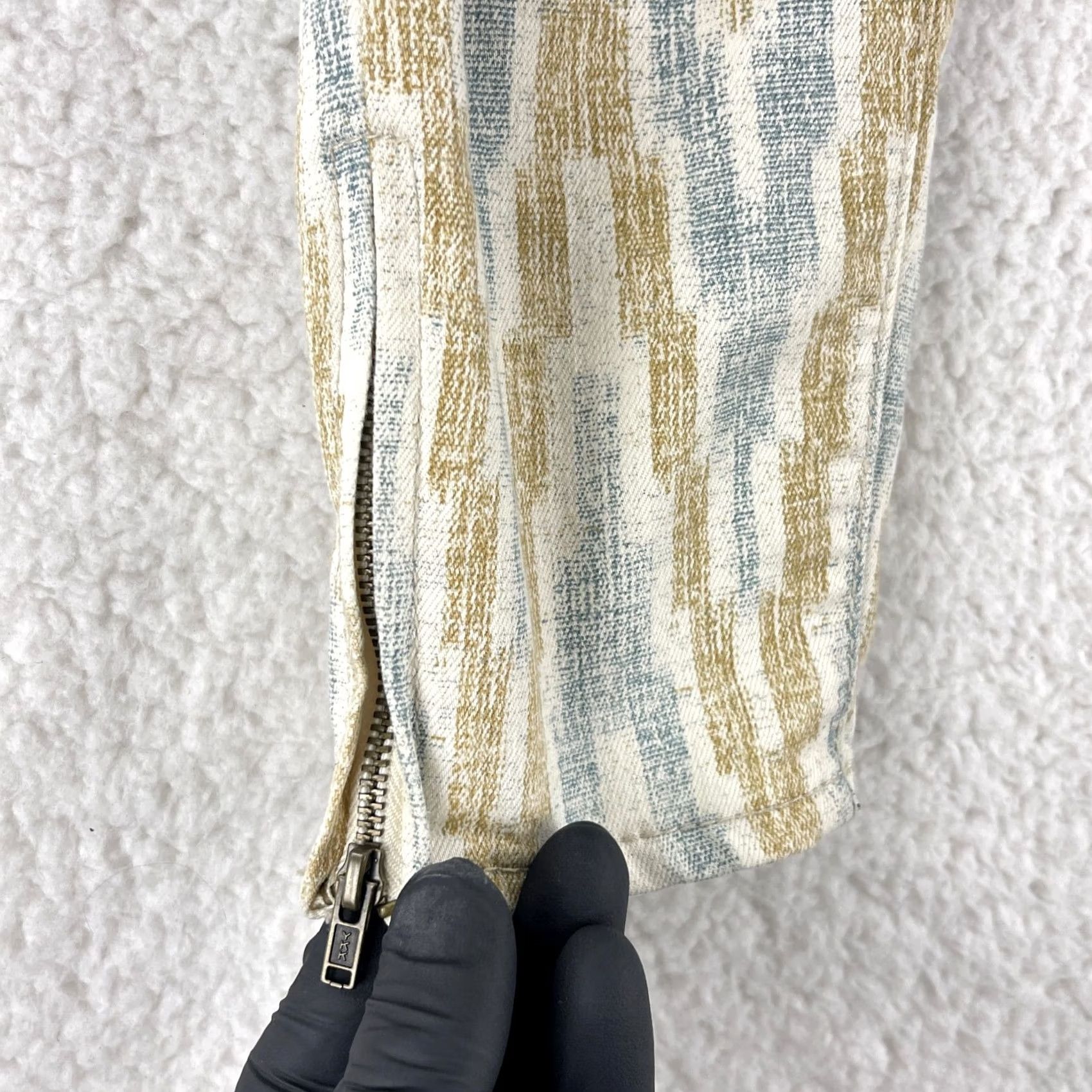 Free People Free People Ikat Print Skinny Jeans Womens 26 Ivory Bohemian Festival Denim Jeans Menus Size 26" / US 2 / IT 38 - 4 Thumbnail