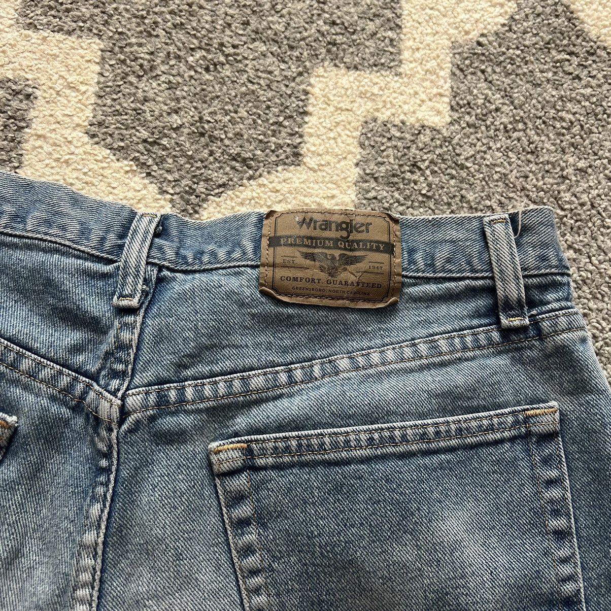 Vintage × Wrangler blue wrangler denim jorts Size US 34 / EU 50 - 4 Thumbnail